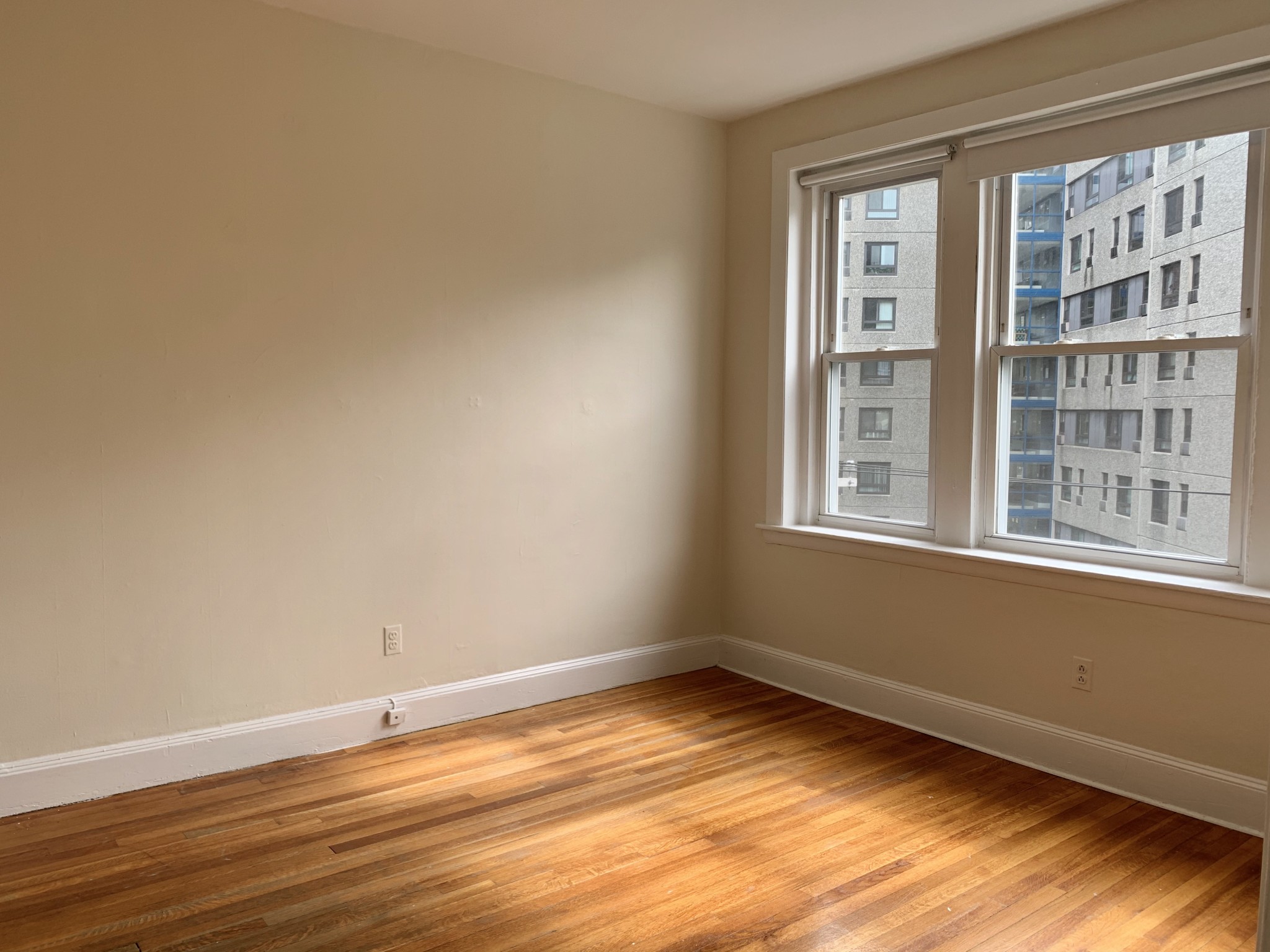 33 Lancaster Ter, Coolidge Corner