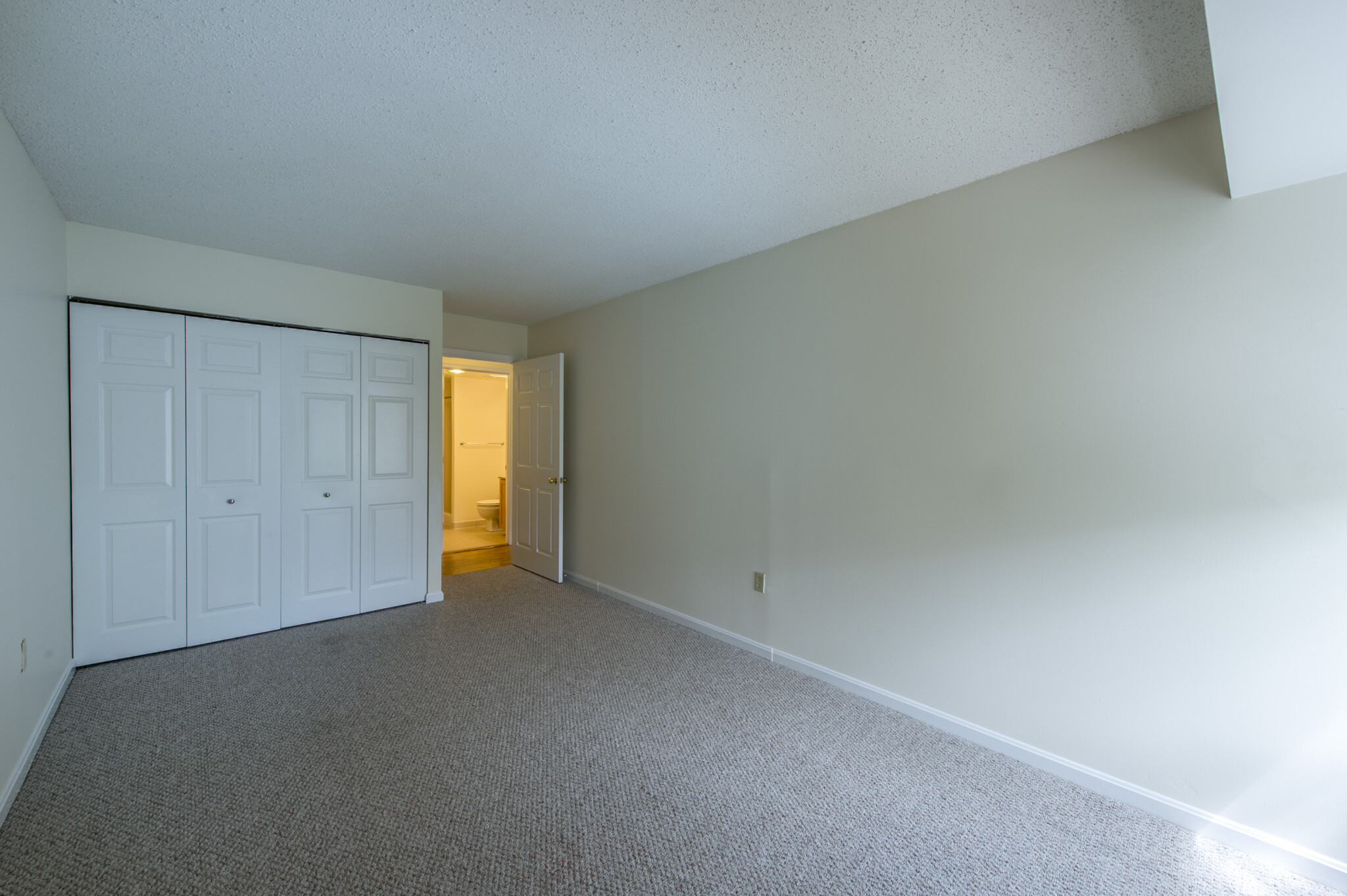 345 Franklin St, Riverside