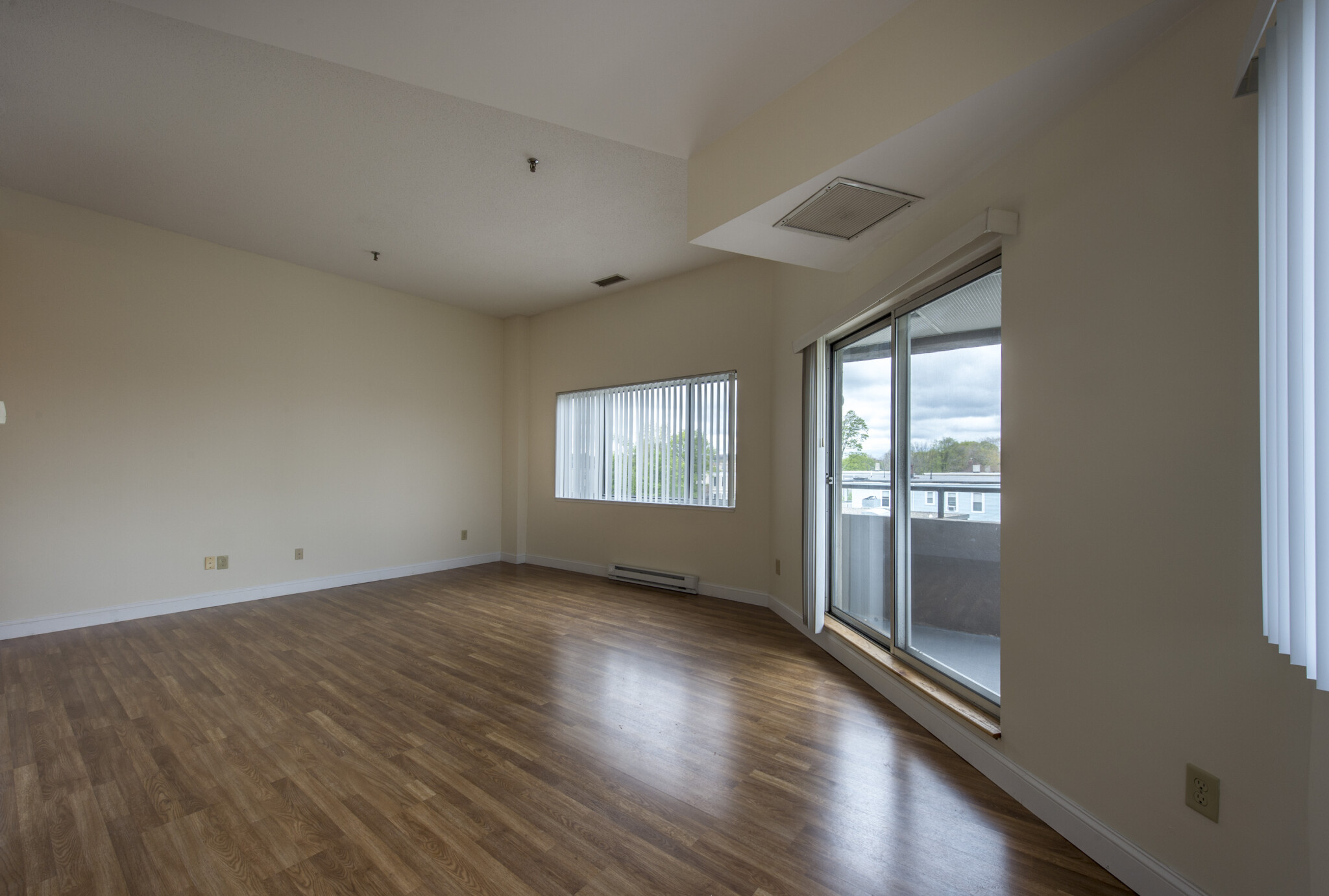 1079 Commonwealth Ave, Allston