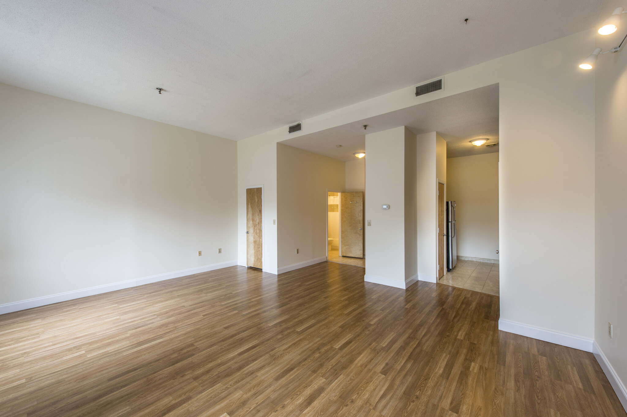 1079 Commonwealth Ave, Allston