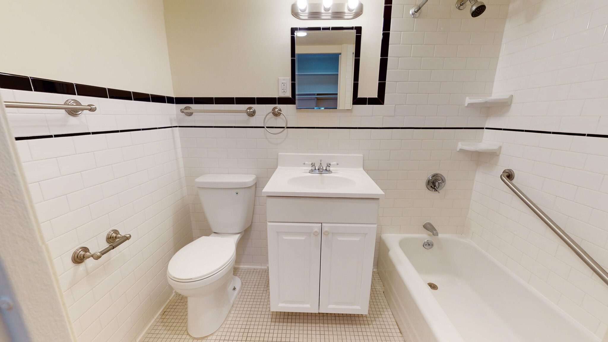 101 Monmouth, Coolidge Corner