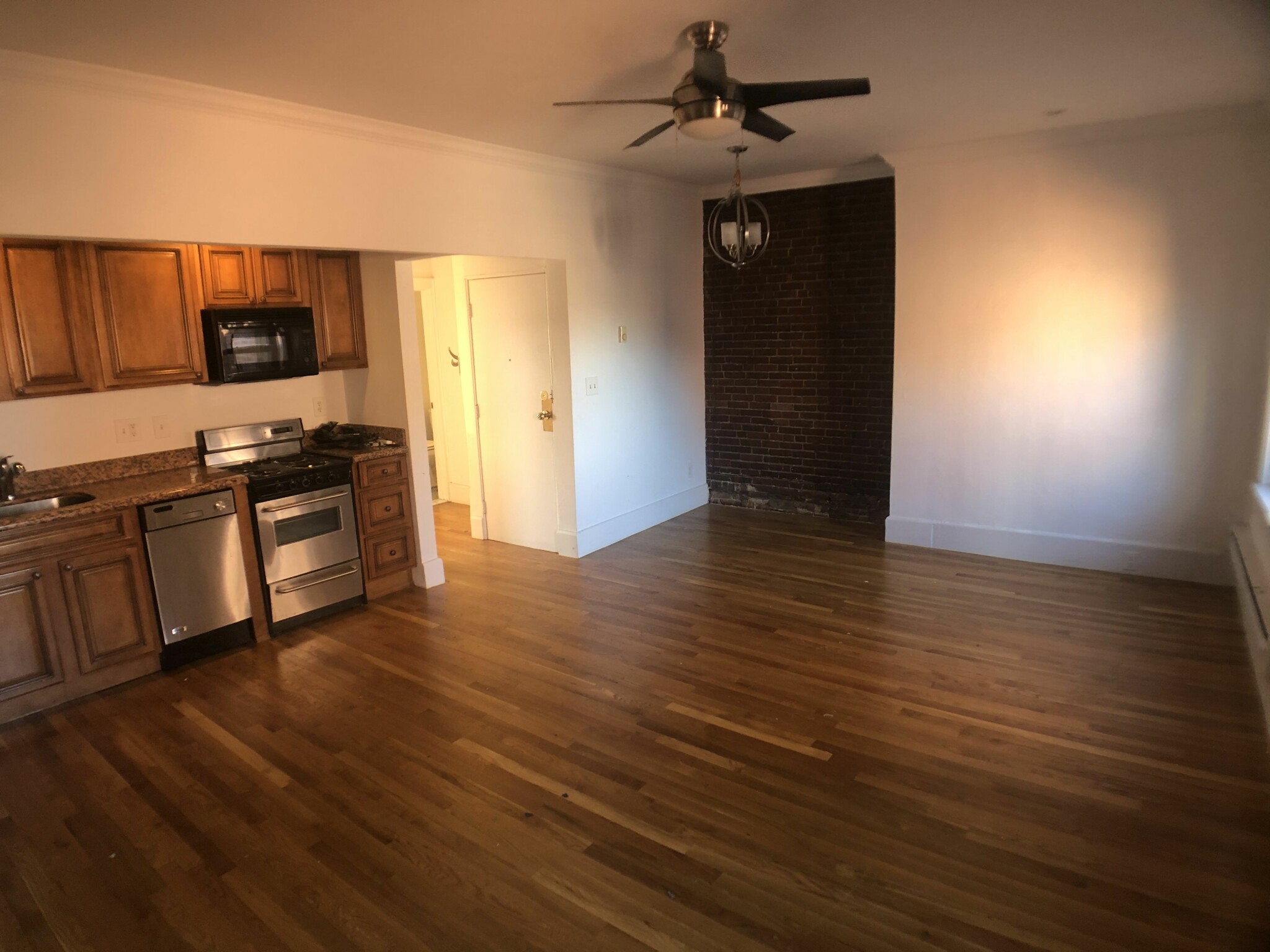 48 Hereford St, Back Bay