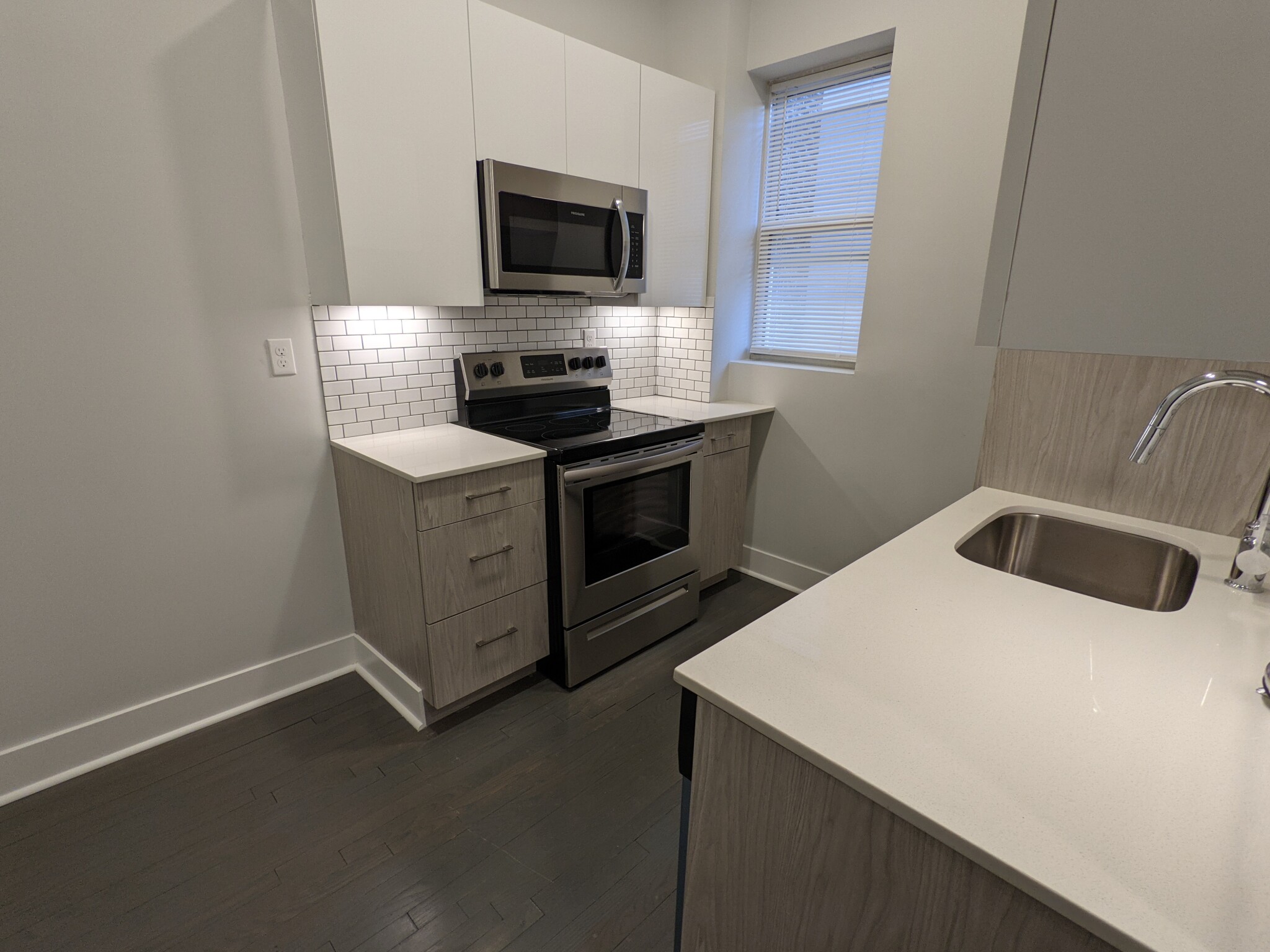 120 Peterborough St, Fenway