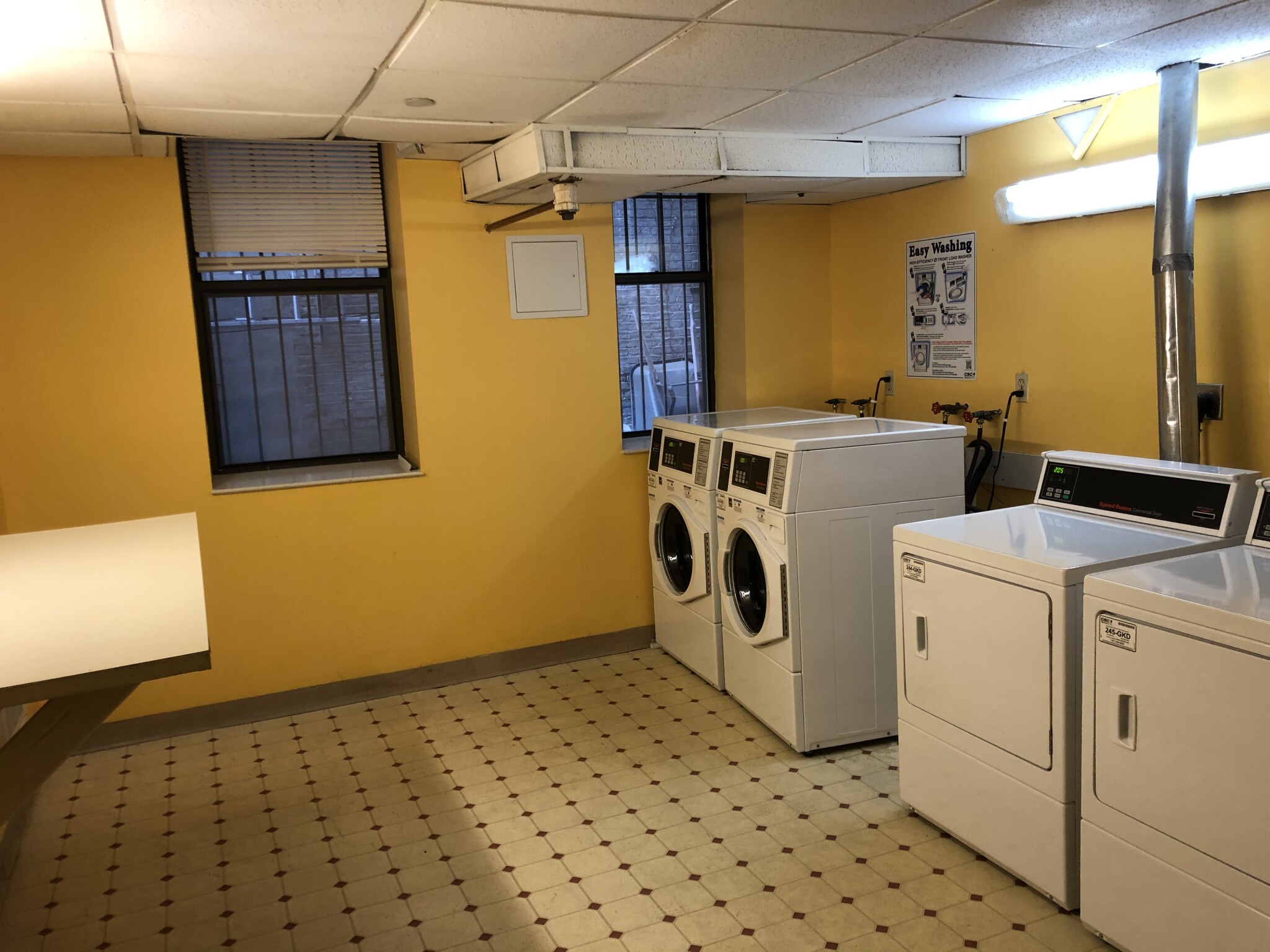 104 Queensberry St, Fenway