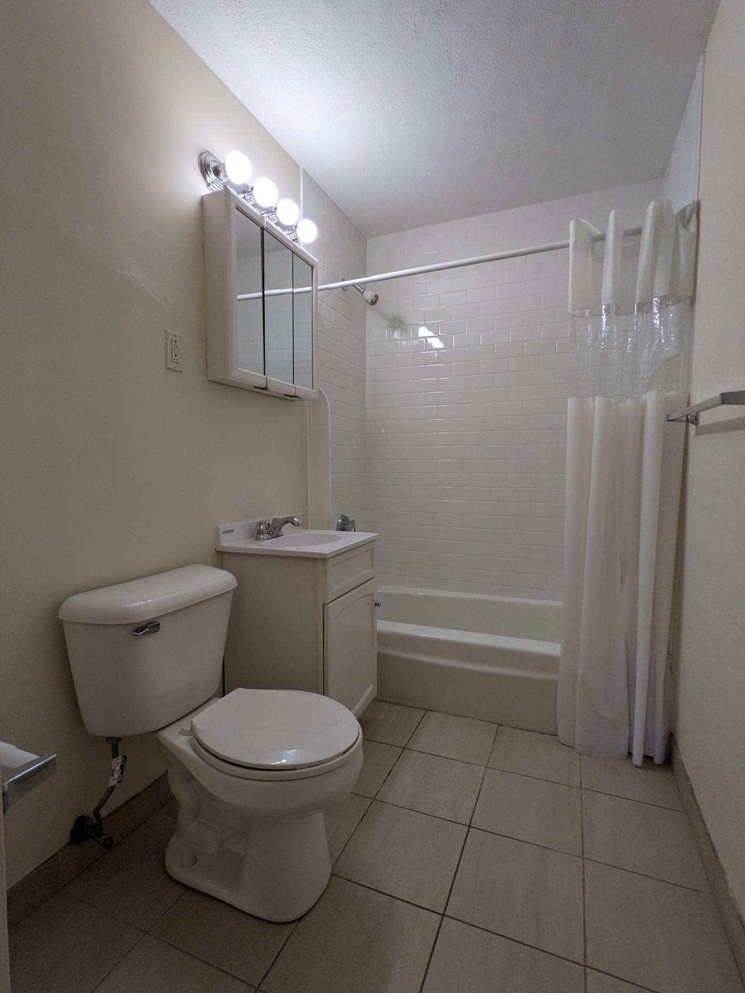 75 Gardner St, Allston