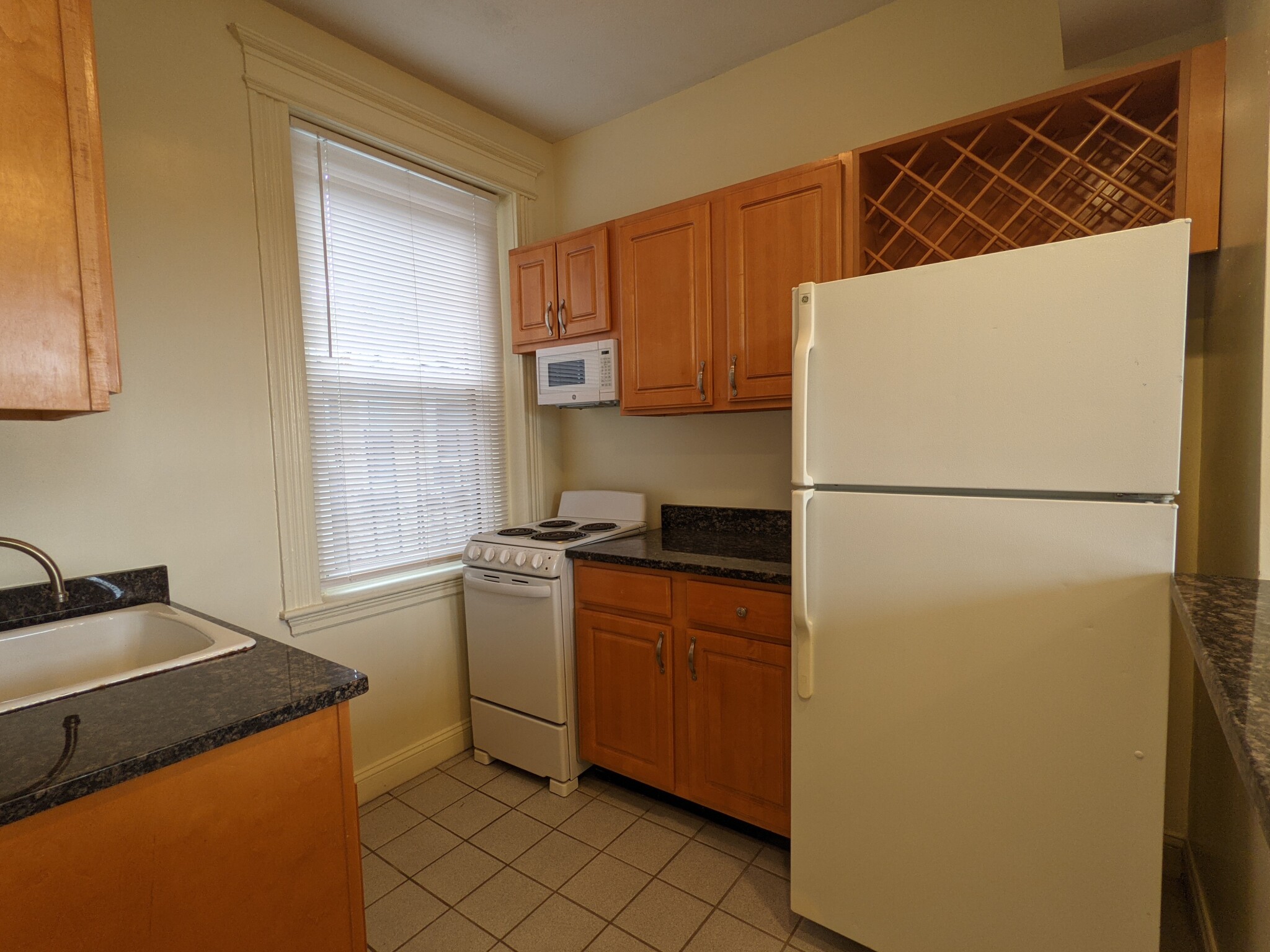 32 Queensberry St, Fenway