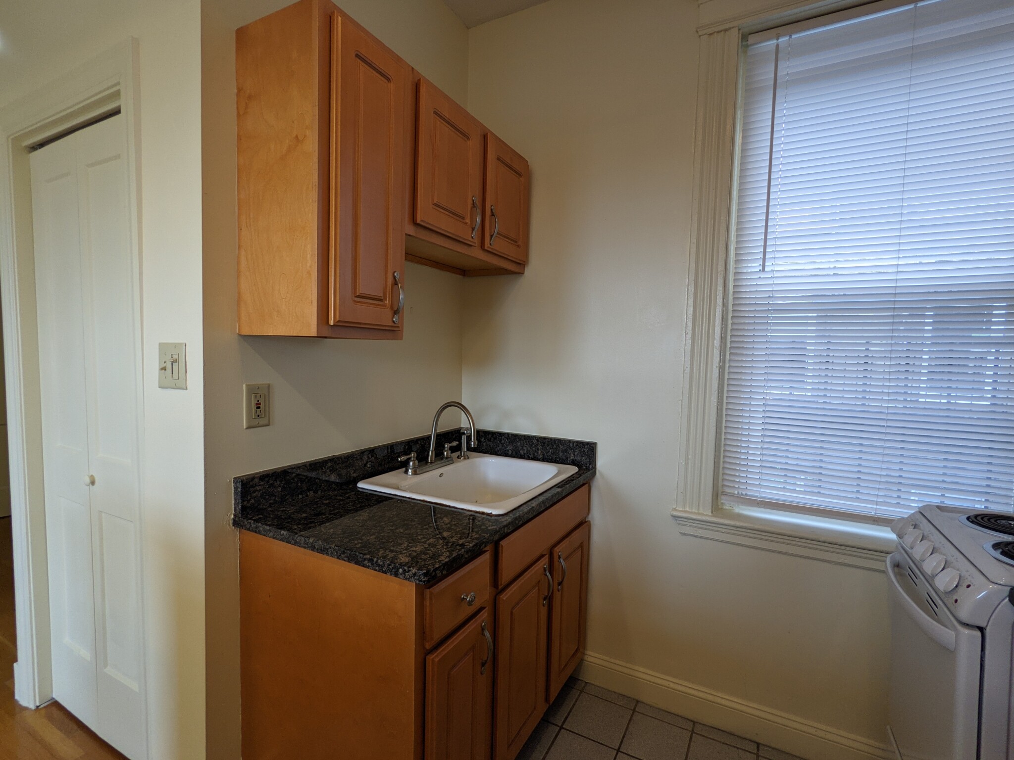 32 Queensberry St, Fenway