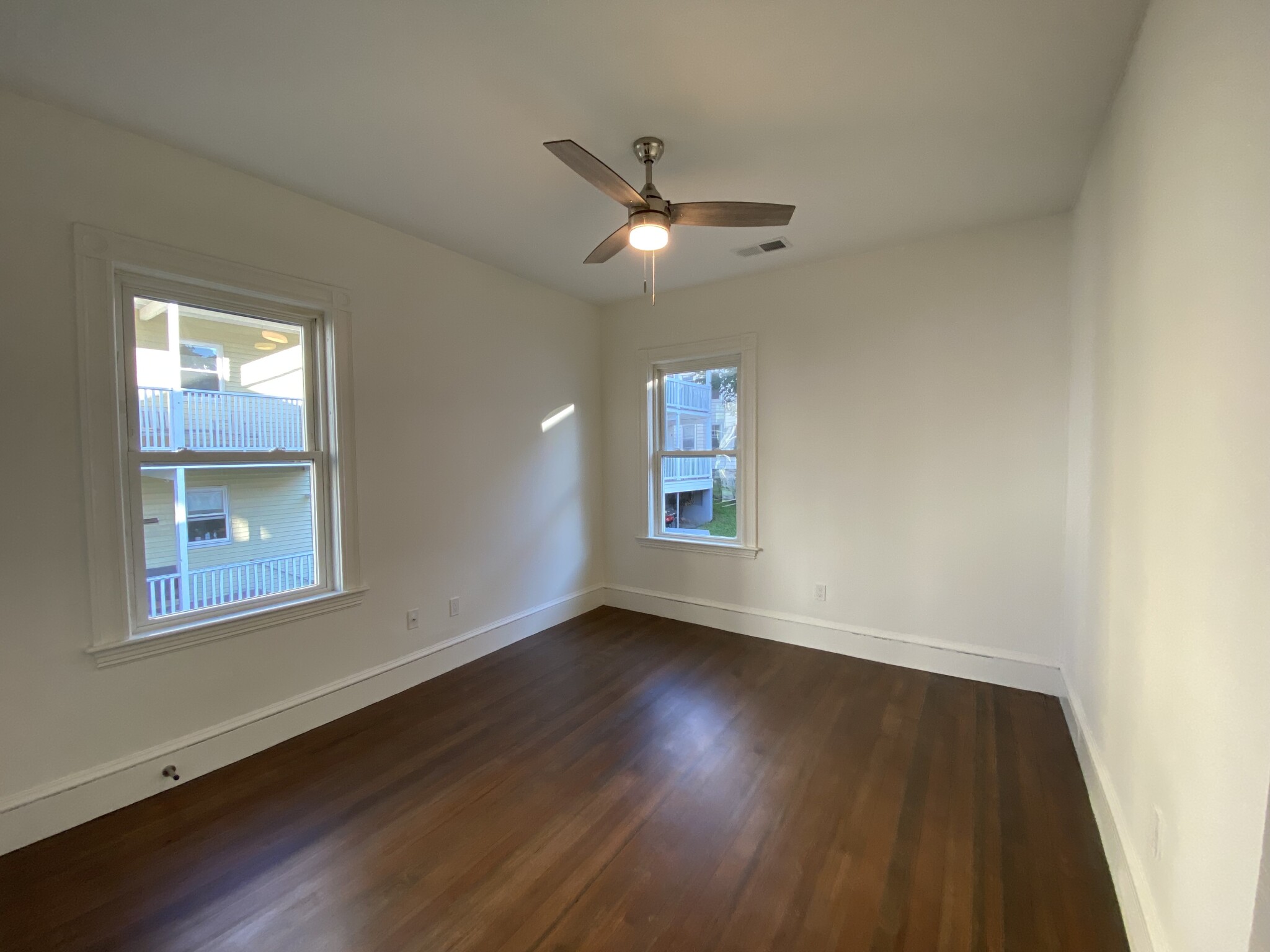 8 Nonantum St, Brighton