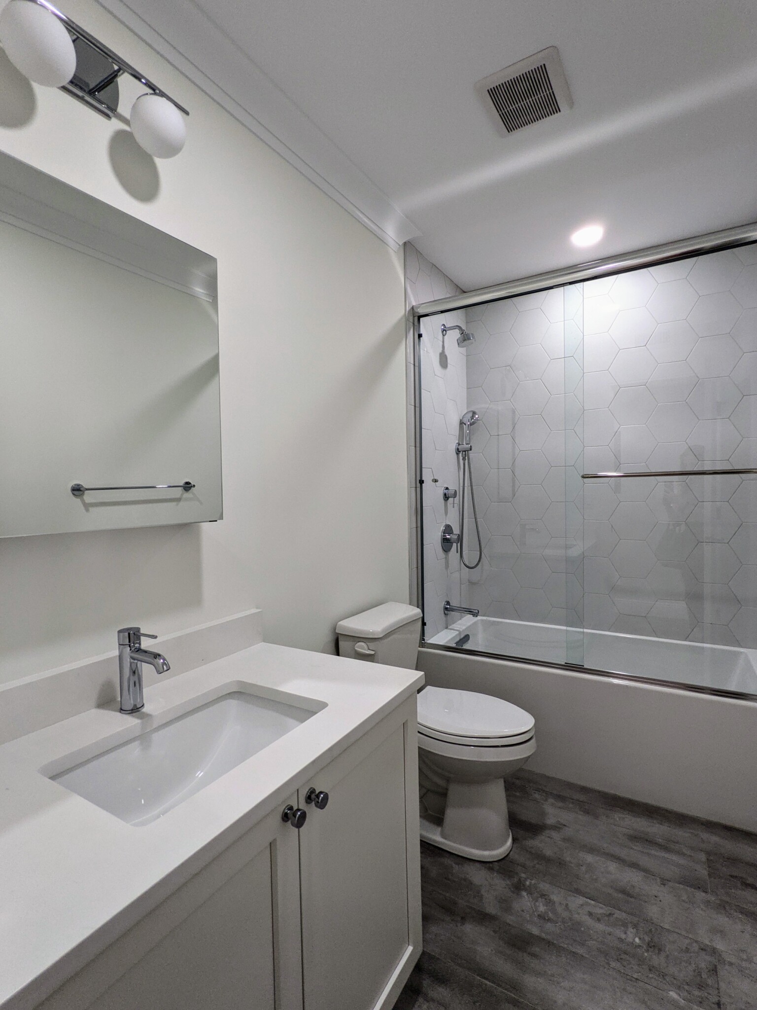 14 Lopez Ave, Huron Village