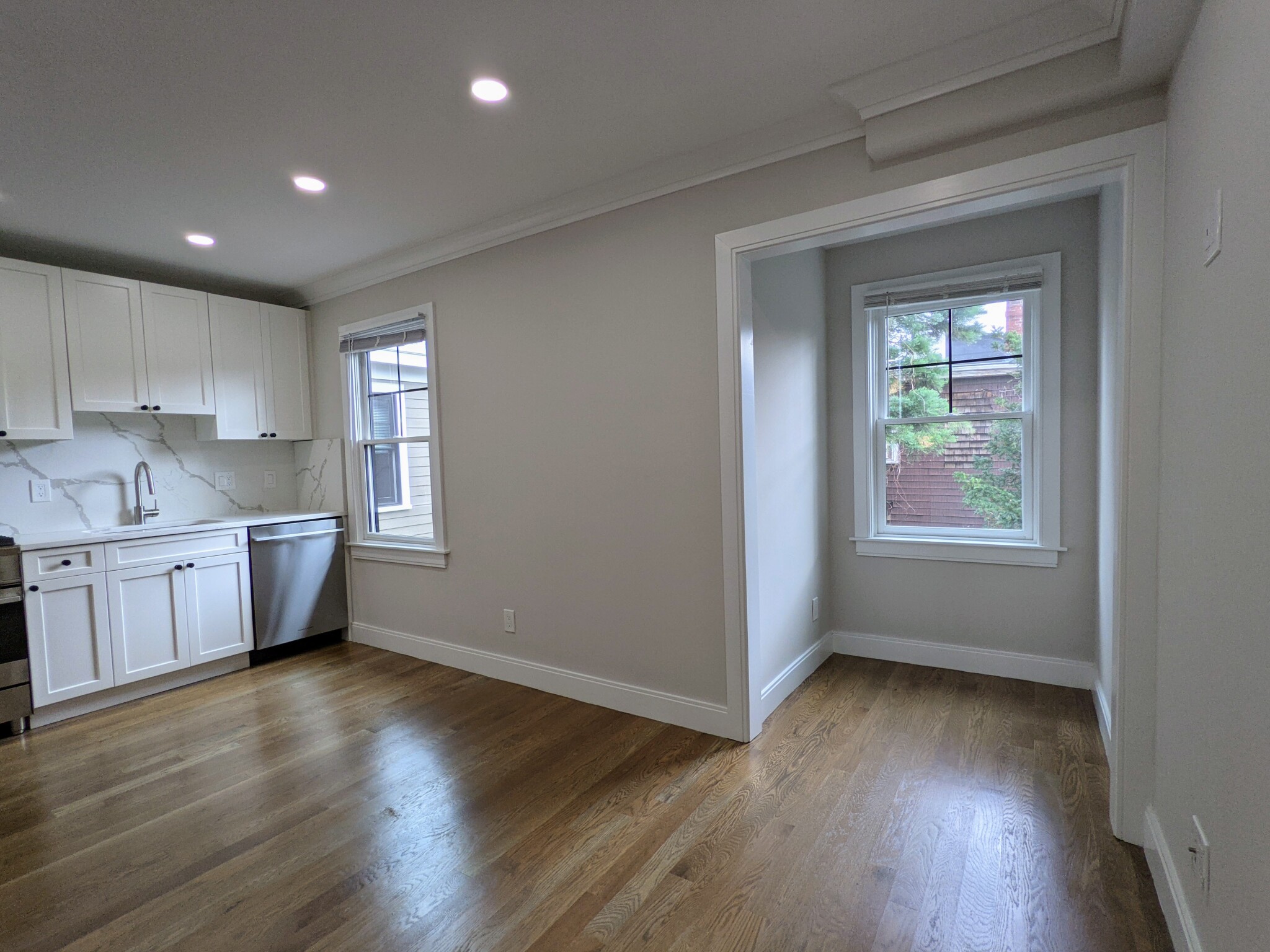 14 Lopez Ave, Huron Village