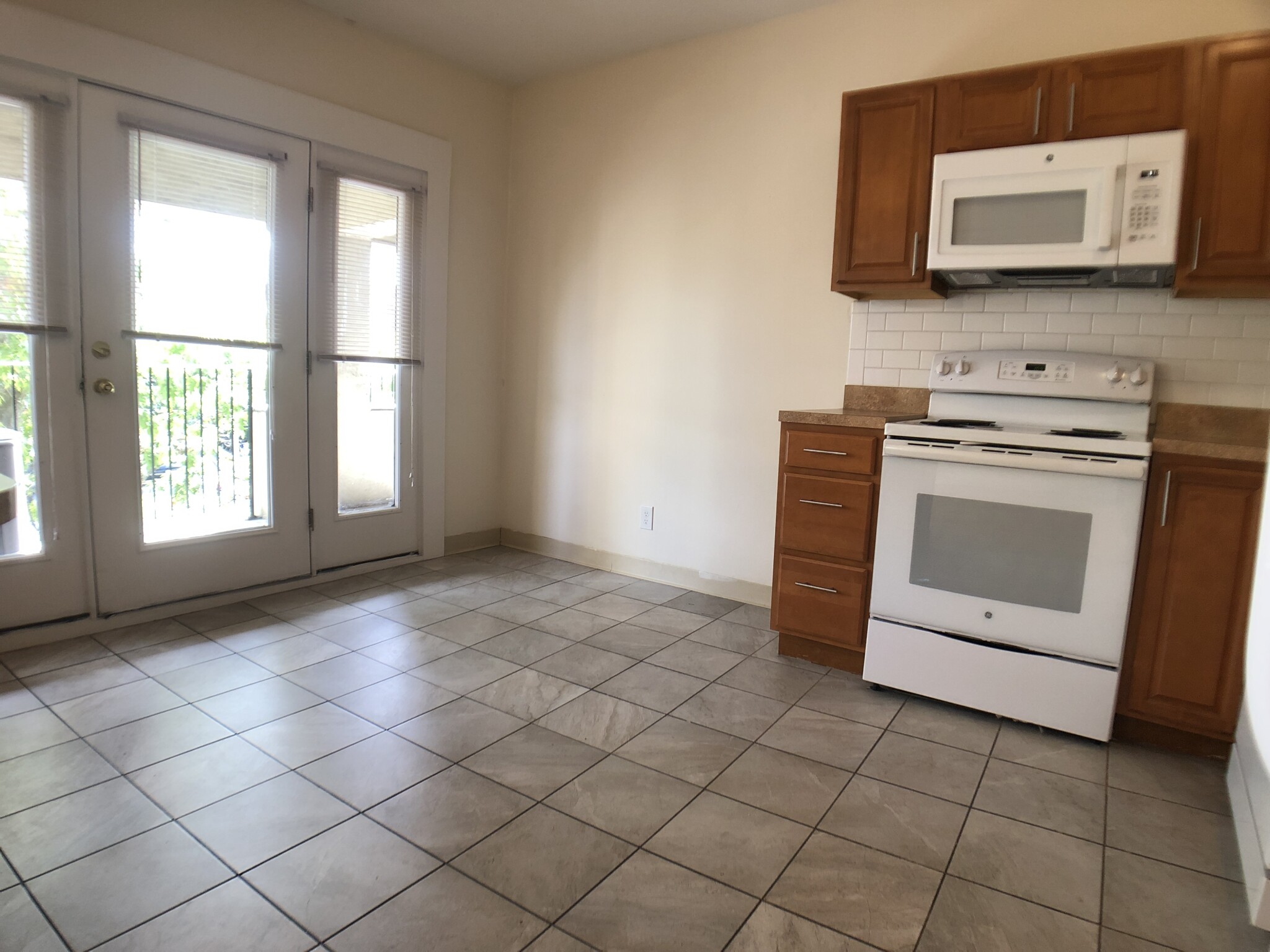 1131 Commonwealth Ave, Allston