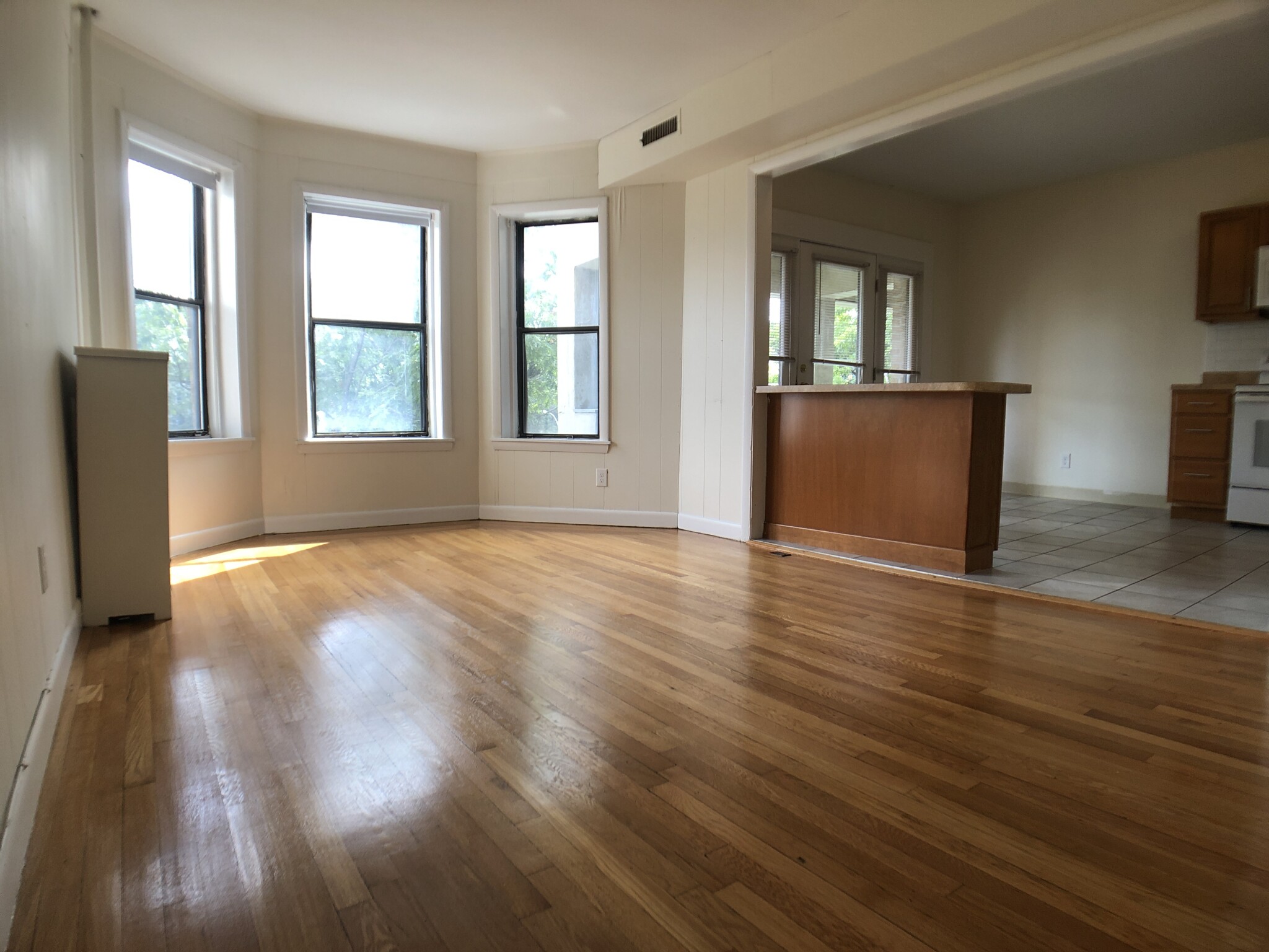 1131 Commonwealth Ave, Allston