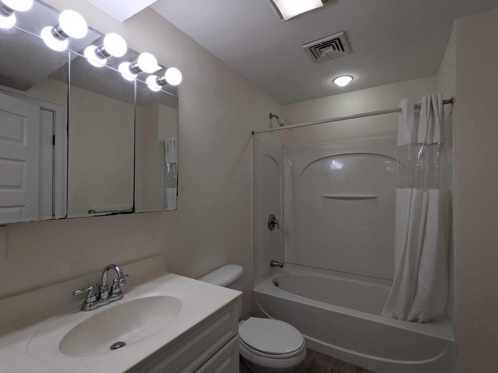 55 Ashford St, Allston