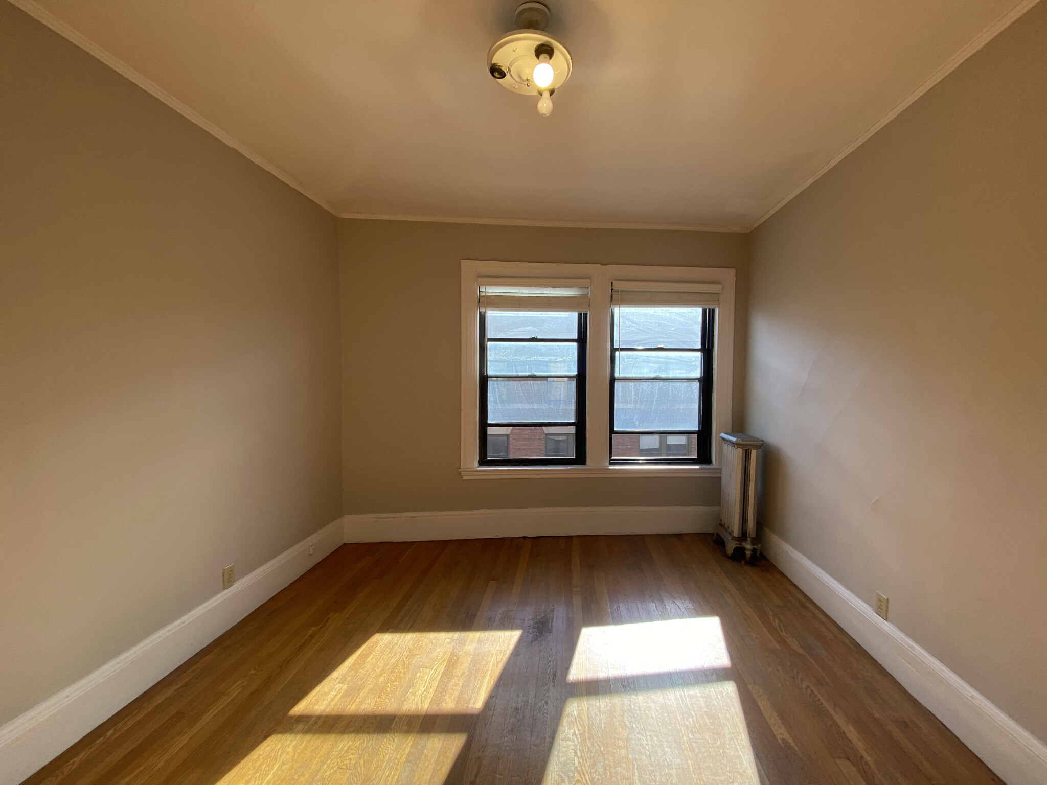 9 Sewall Ave, Coolidge Corner