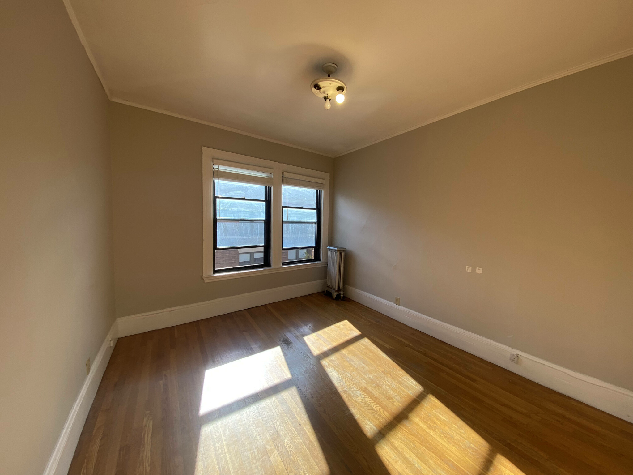 9 Sewall Ave, Coolidge Corner