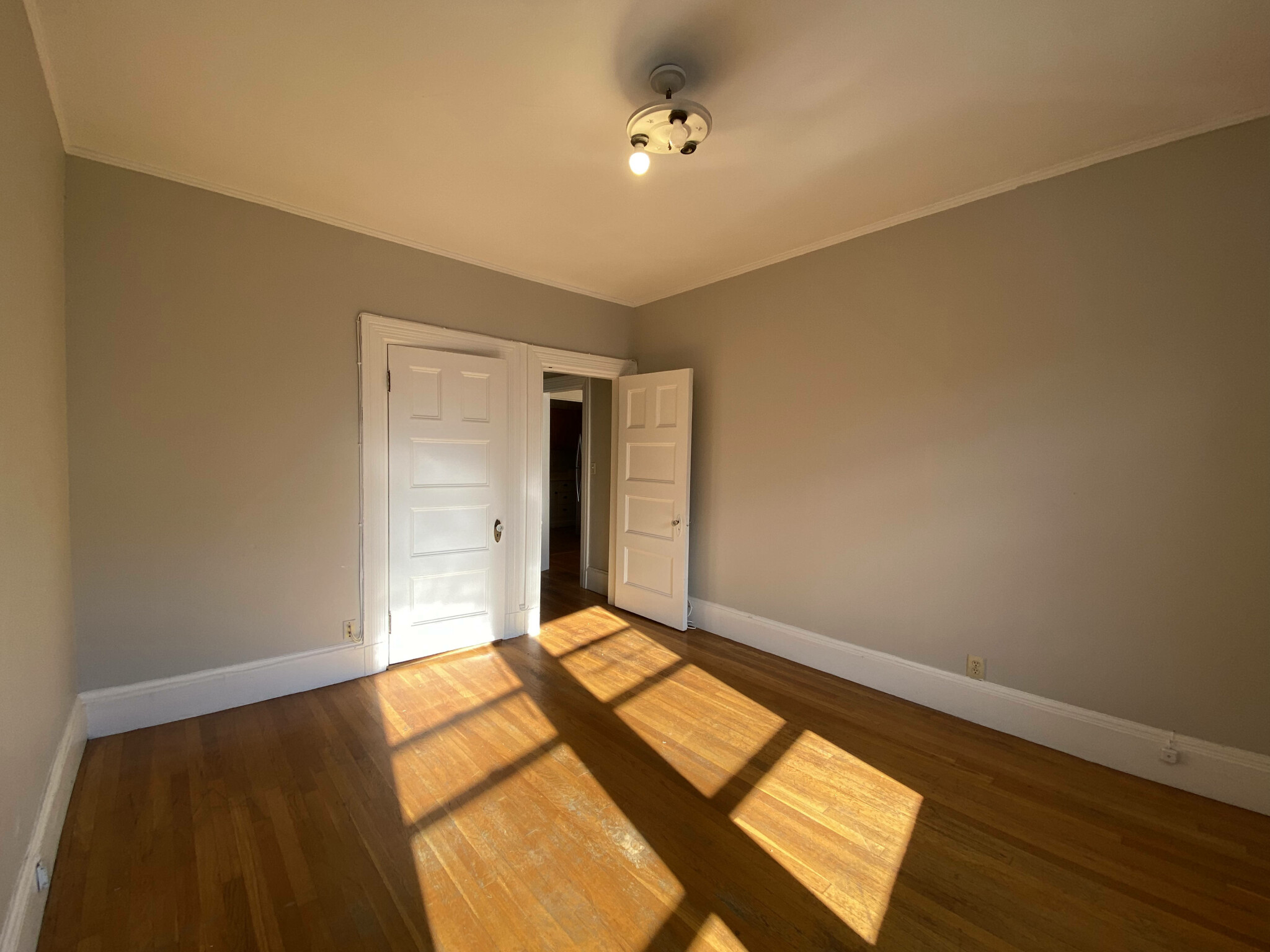 9 Sewall Ave, Coolidge Corner