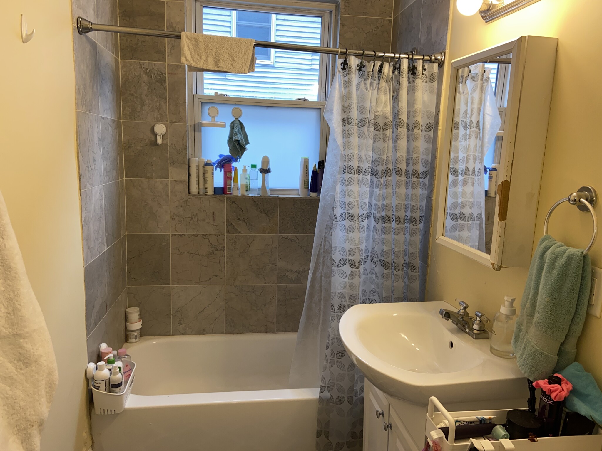 18 Parker Hill Ave, Mission Hill