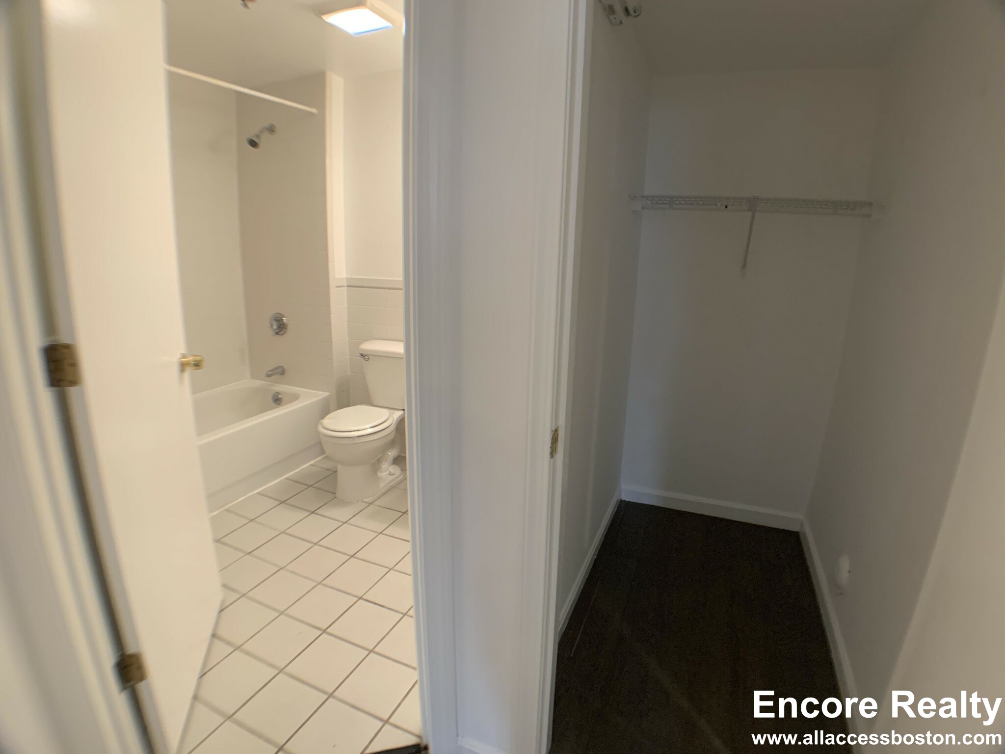 24 Queensberry St, Fenway