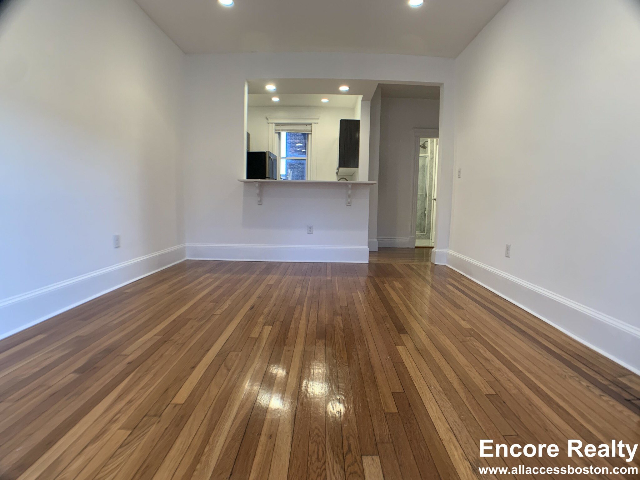 120 Peterborough St, Fenway