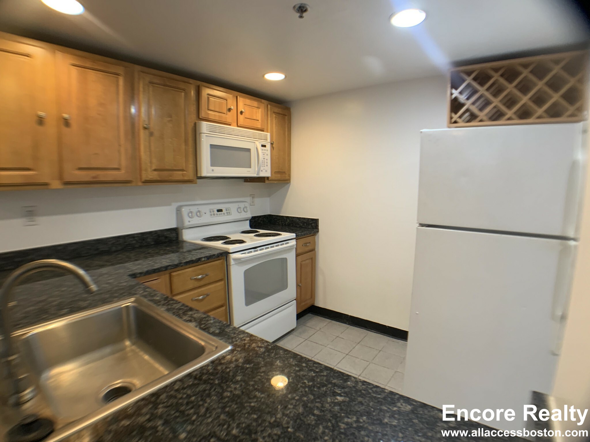 36 Queensberry St, Fenway