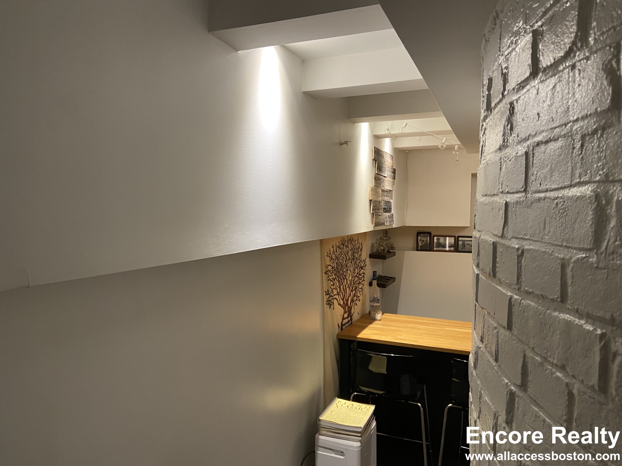 113 Beacon St, Back Bay