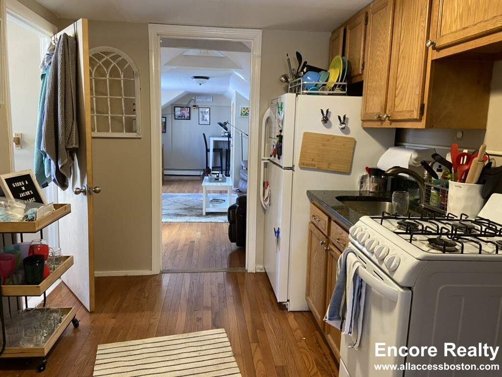 6  8 Sunset St, Mission Hill