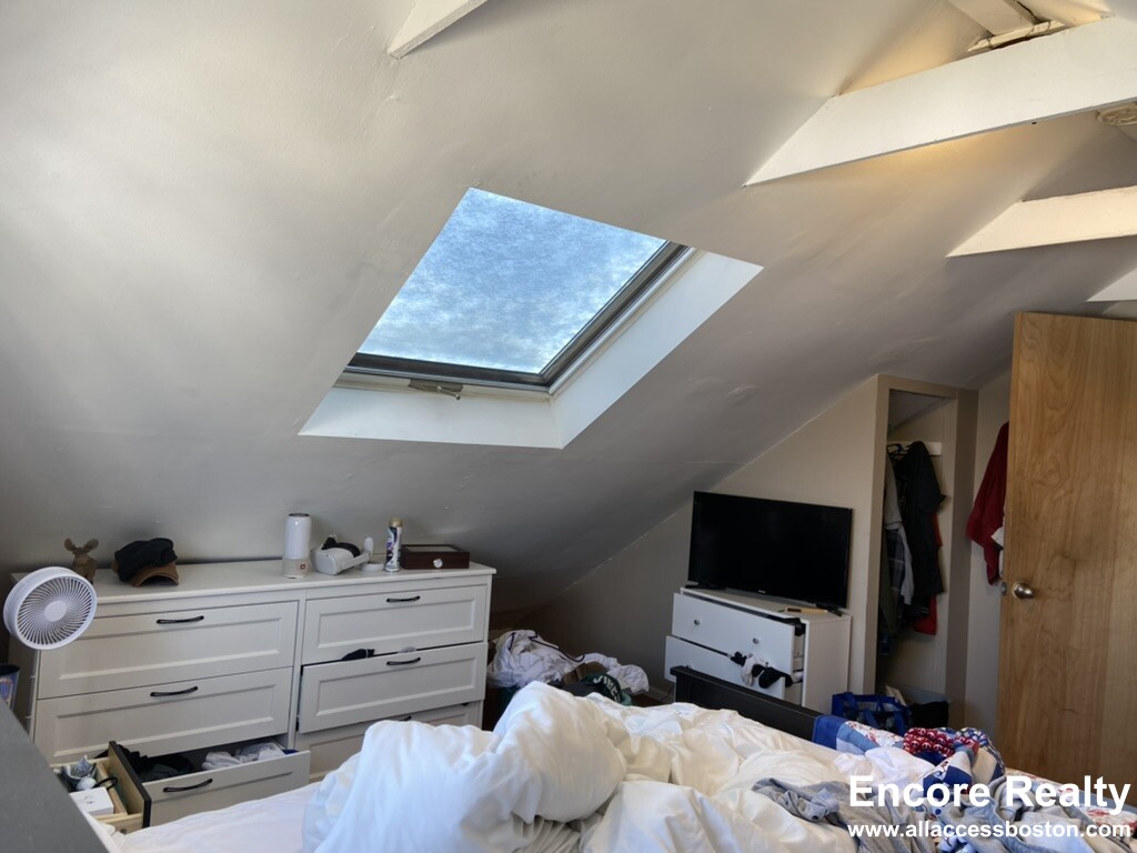 6  8 Sunset St, Mission Hill