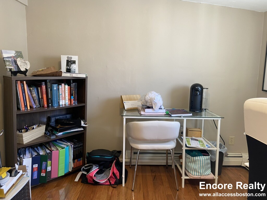 6  8 Sunset St, Mission Hill