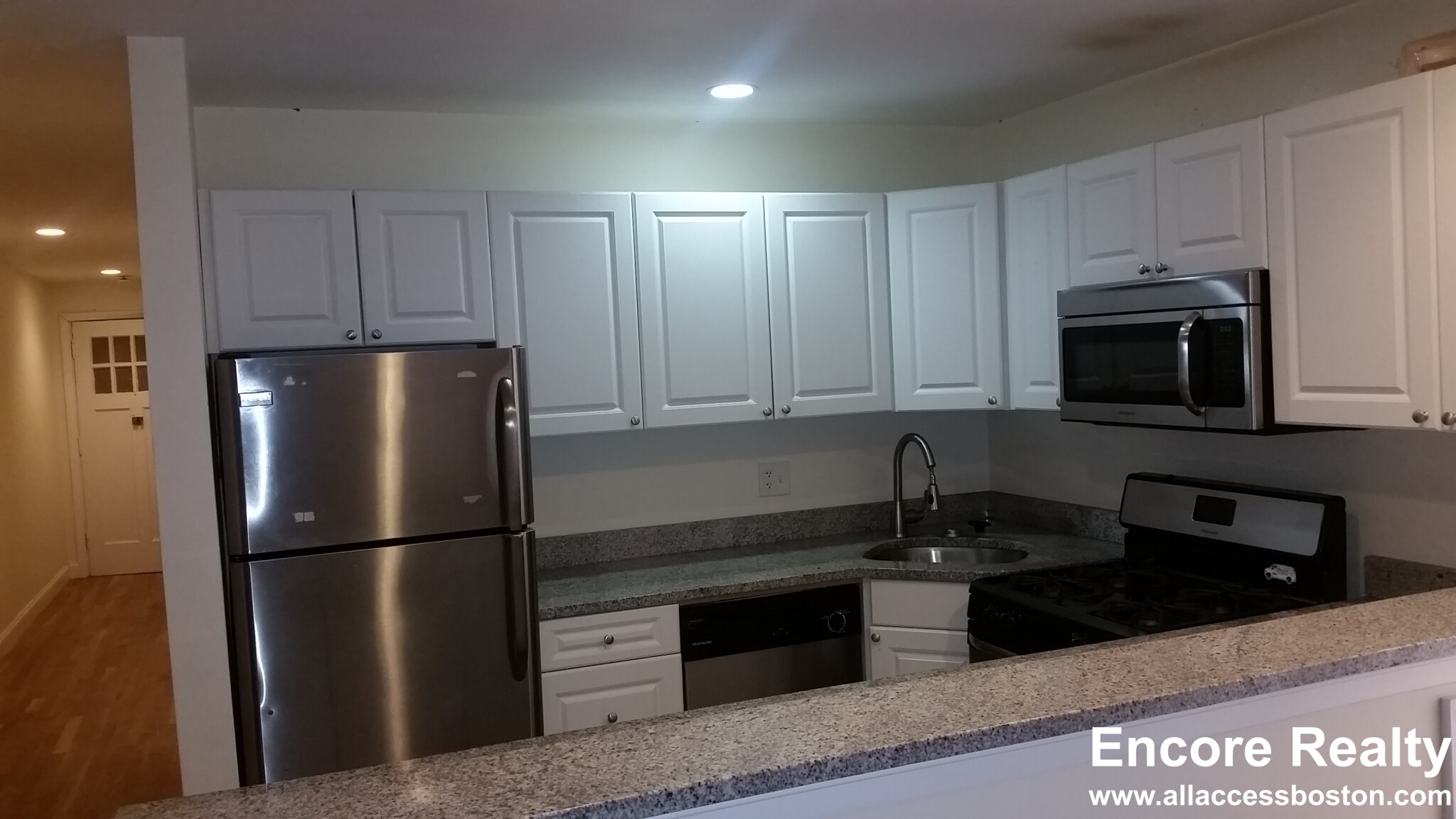 56 Egmont St., Unit 4 , Brookline, MA 02446