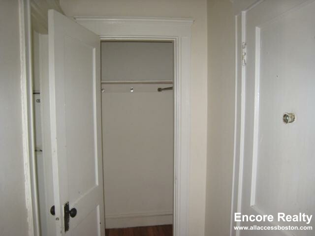 317 Allston St, Brighton