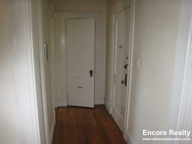 317 Allston St, Brighton