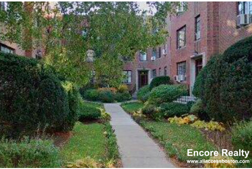 89 Longwood Ave, Coolidge Corner