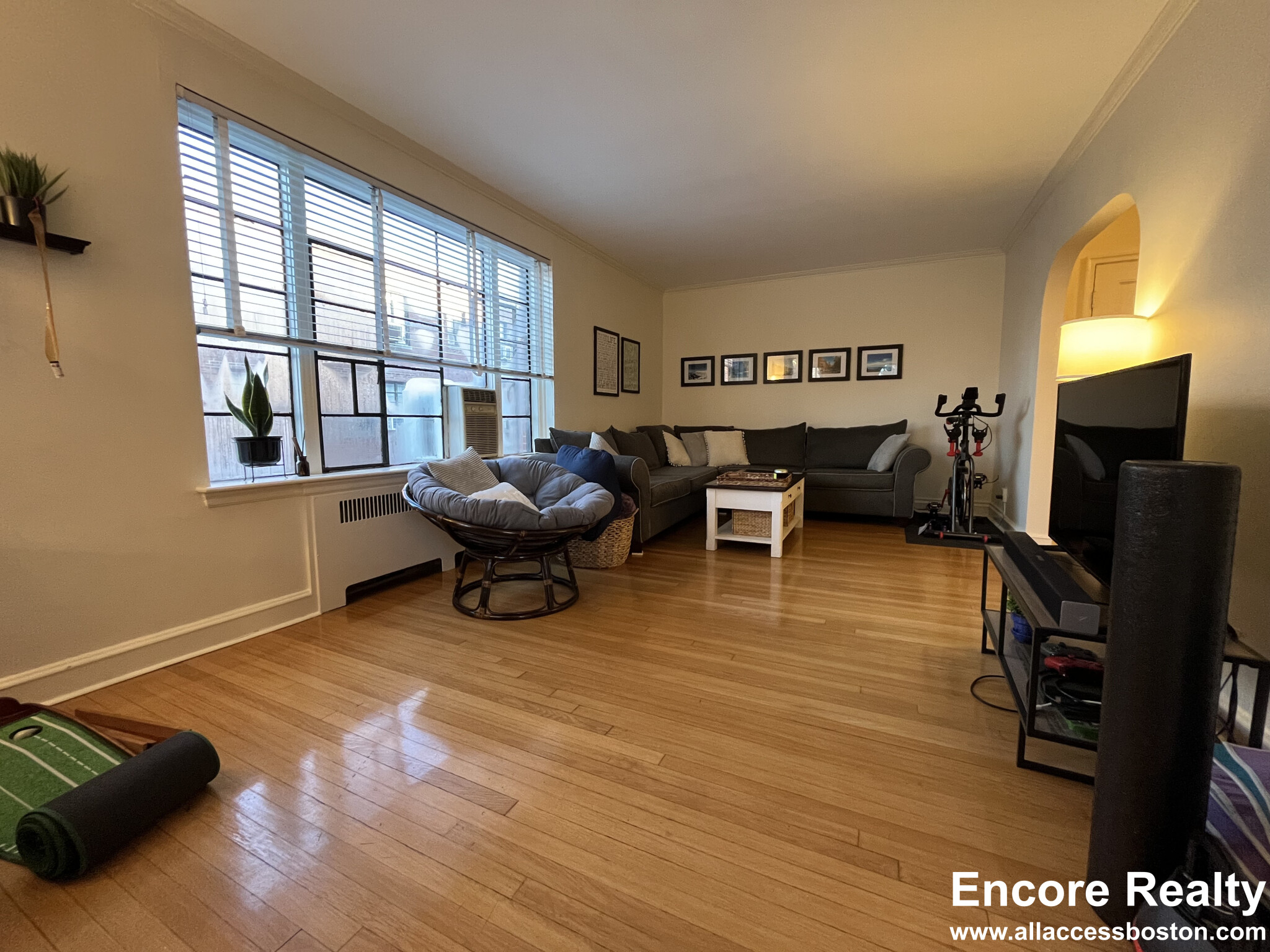 89 Longwood Ave, Coolidge Corner