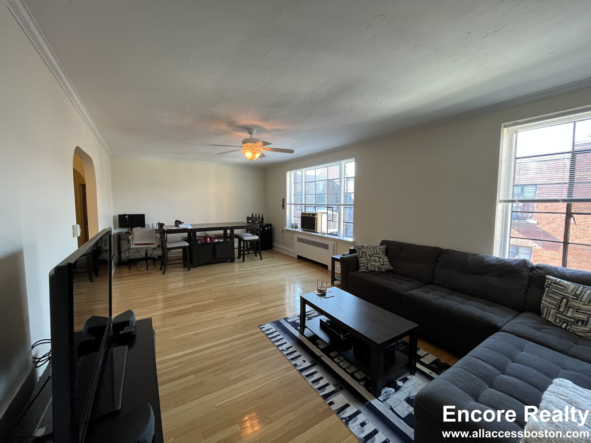 95 Longwood Ave, Longwood