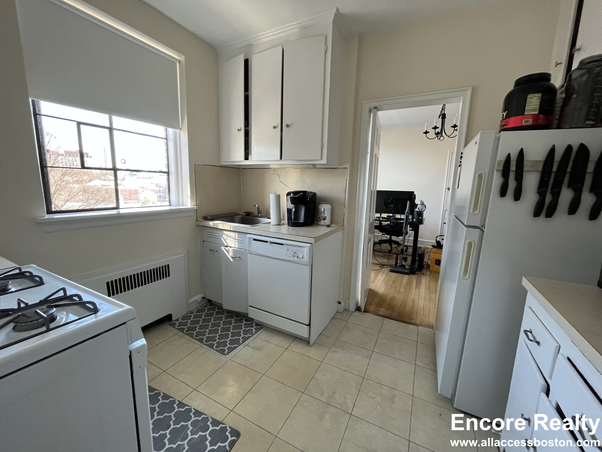 95 Longwood Ave, Longwood