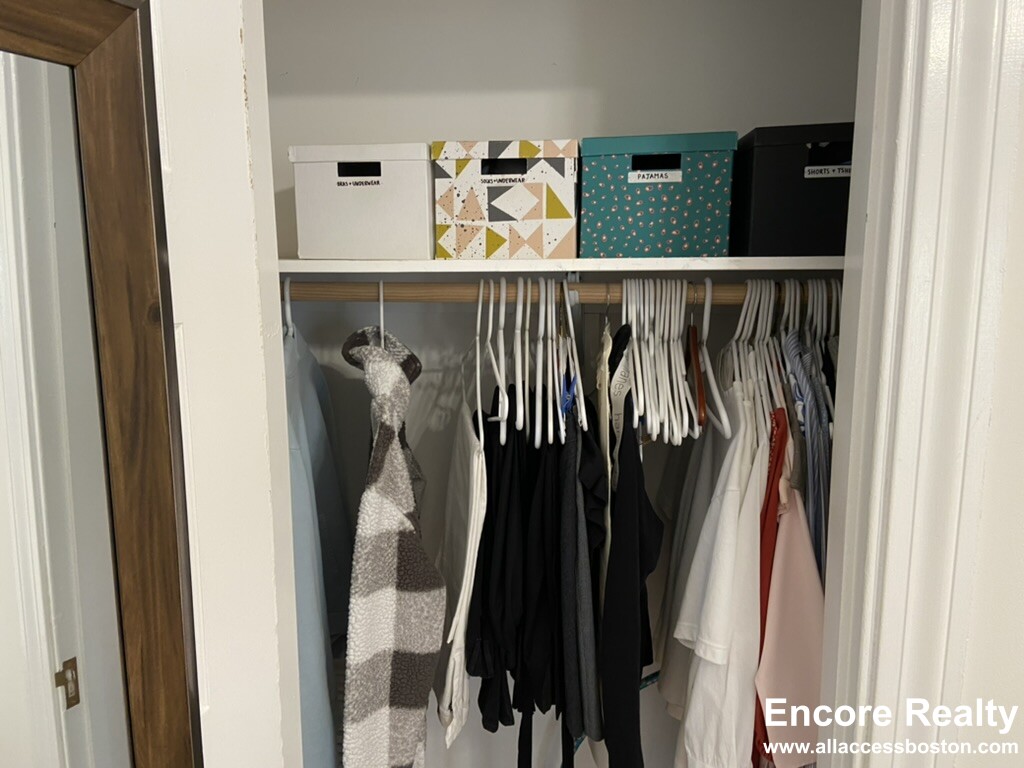 290 Commonwealth Ave, Back Bay