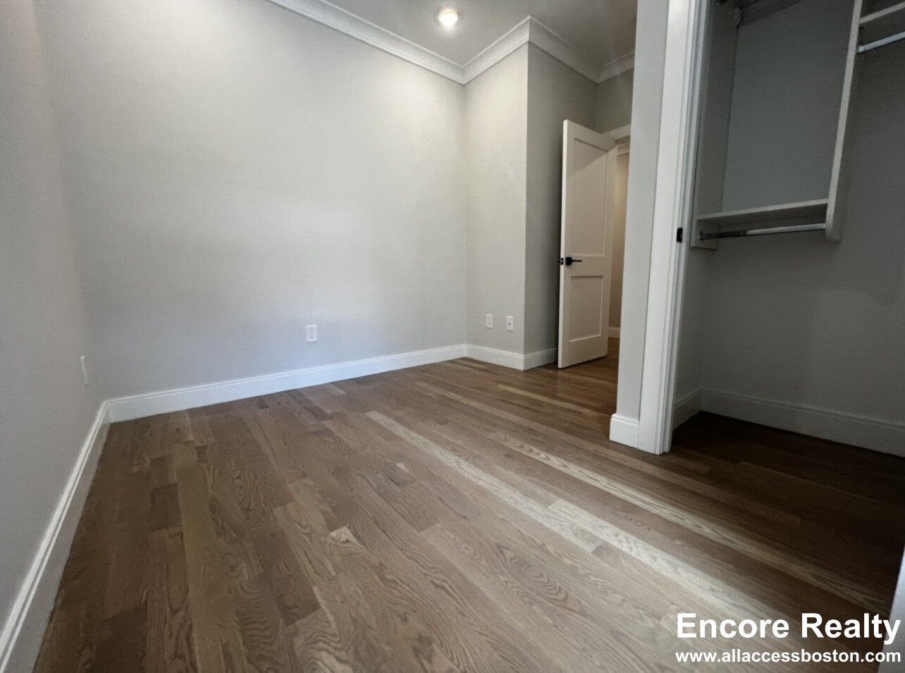 47 Englewood Ave, Brighton