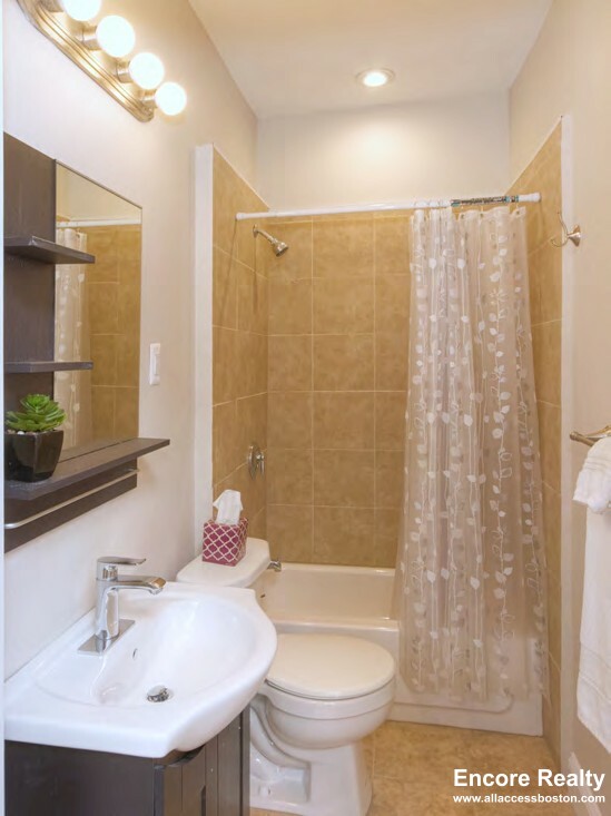 1000 Memorial Dr, Harvard Square