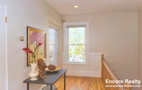 1000 Memorial Dr, Harvard Square