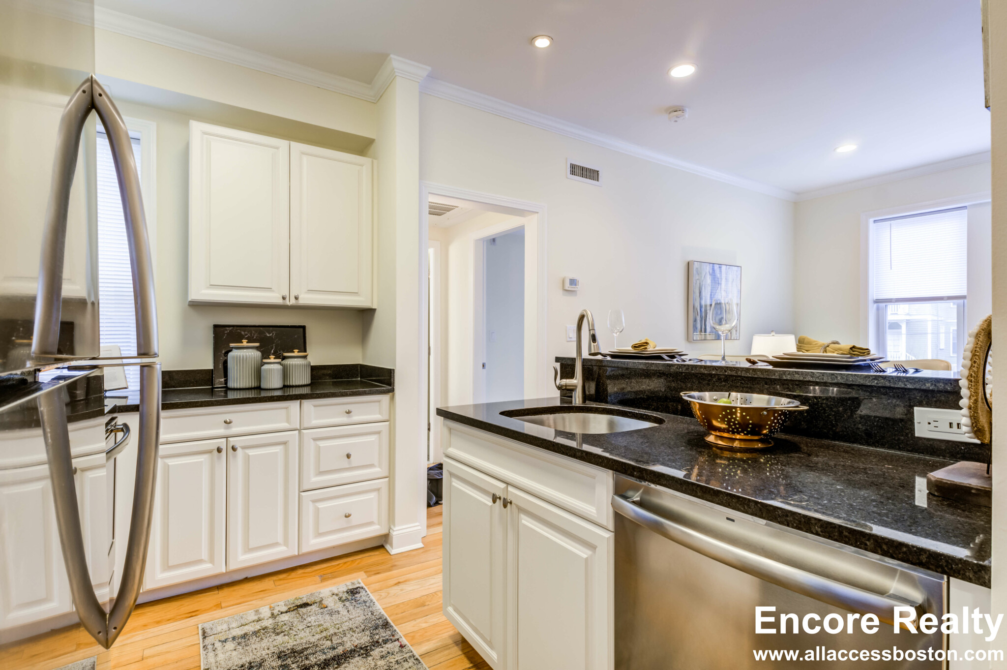 3 Chauncy St, Neighborhood Nine