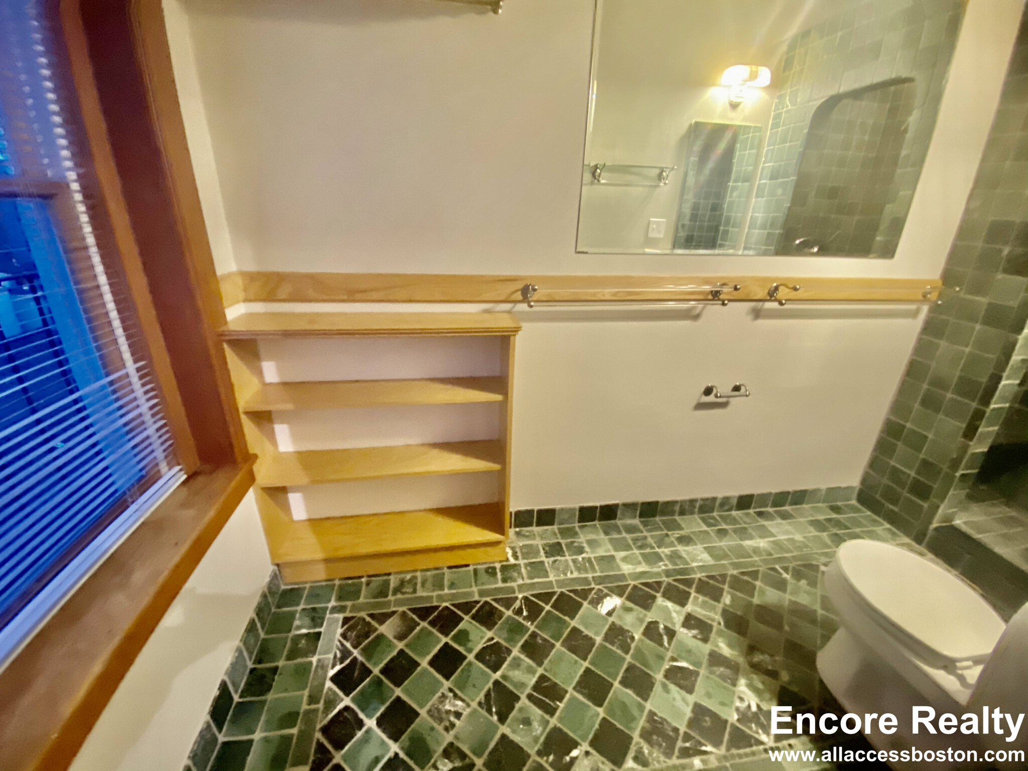 900 Massachusetts Ave, Mid Cambridge