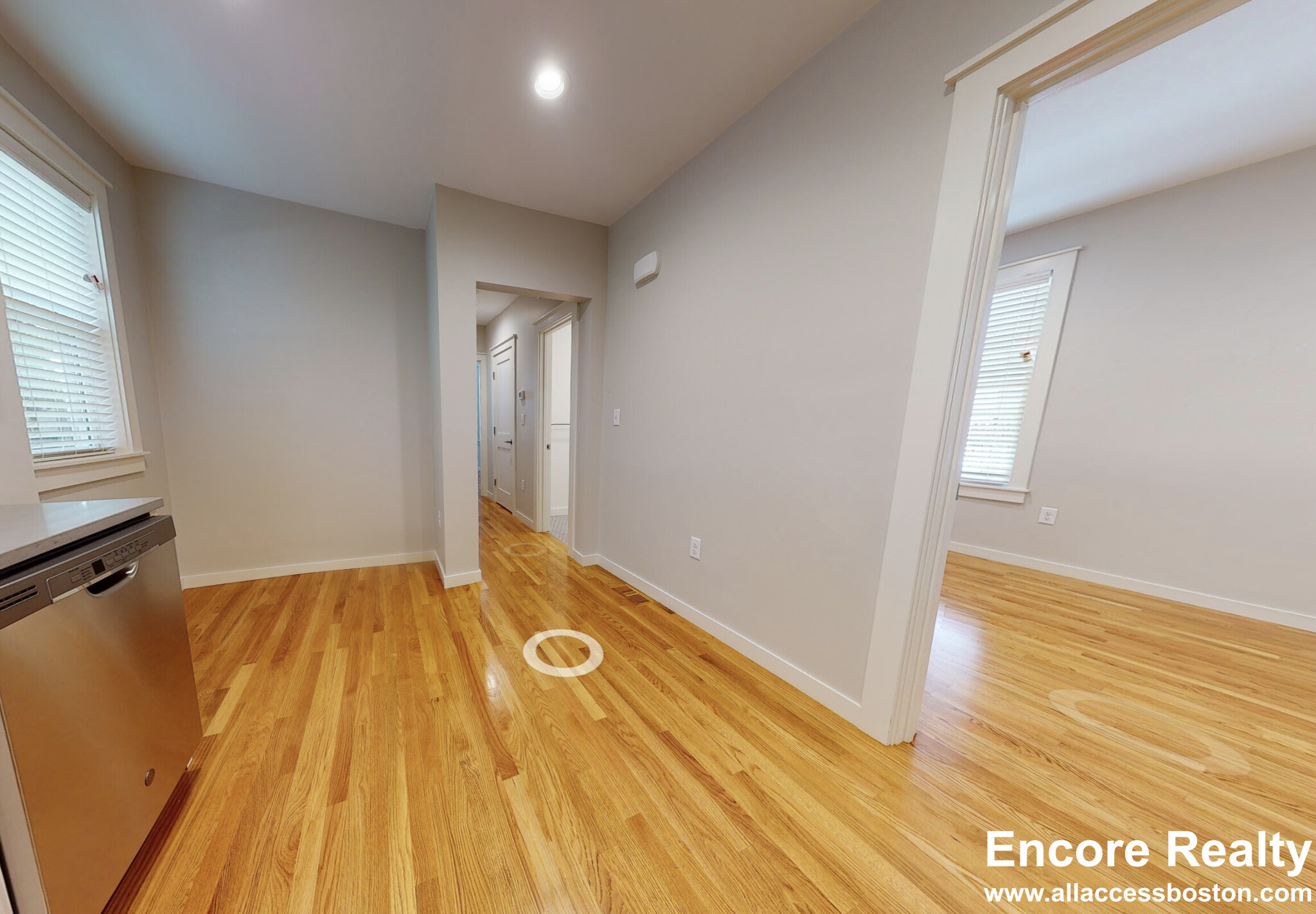 568 Green St, Central Square