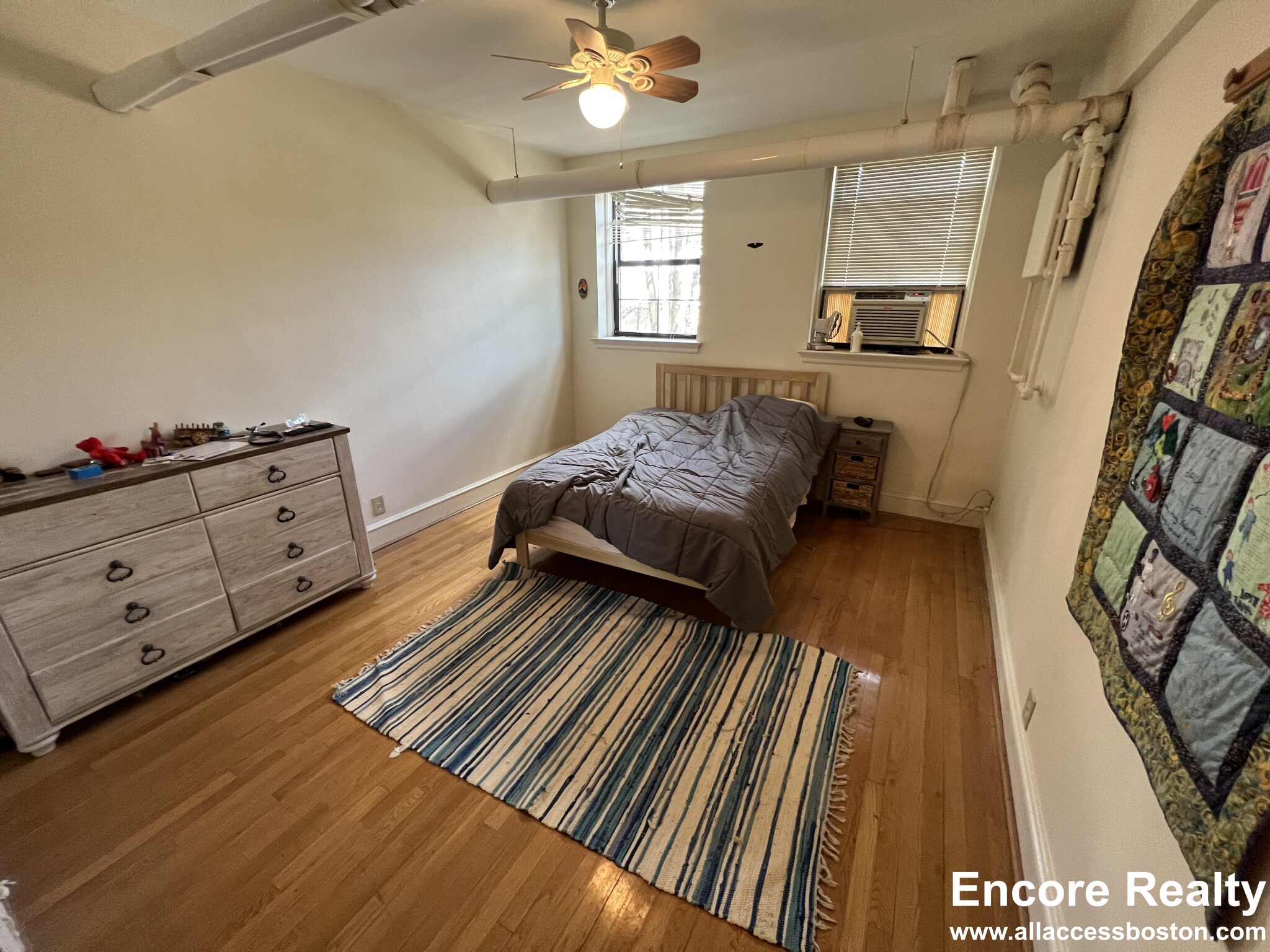 93 Longwood Ave, Coolidge Corner