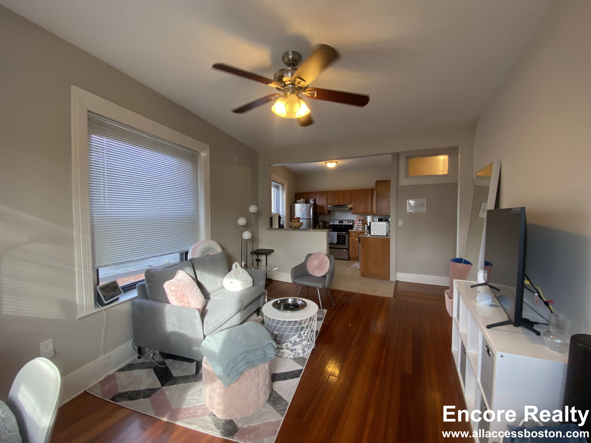 9 Sewall Ave, Coolidge Corner