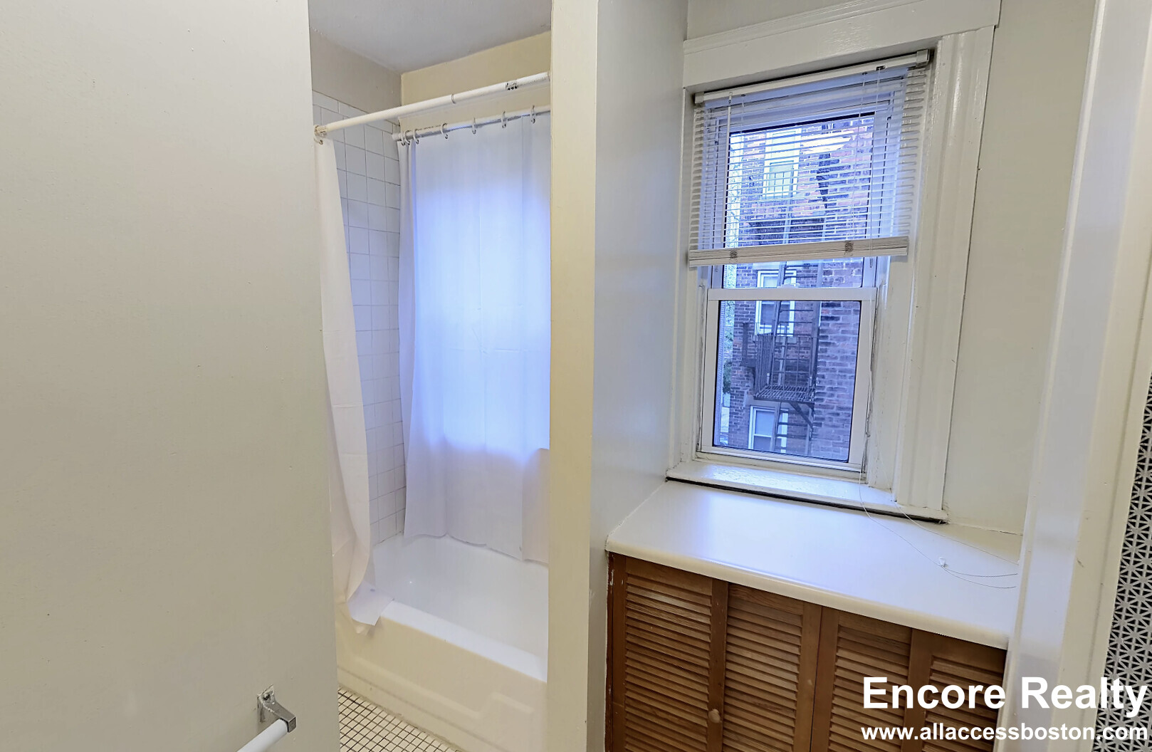 51 Queensberry St, Fenway