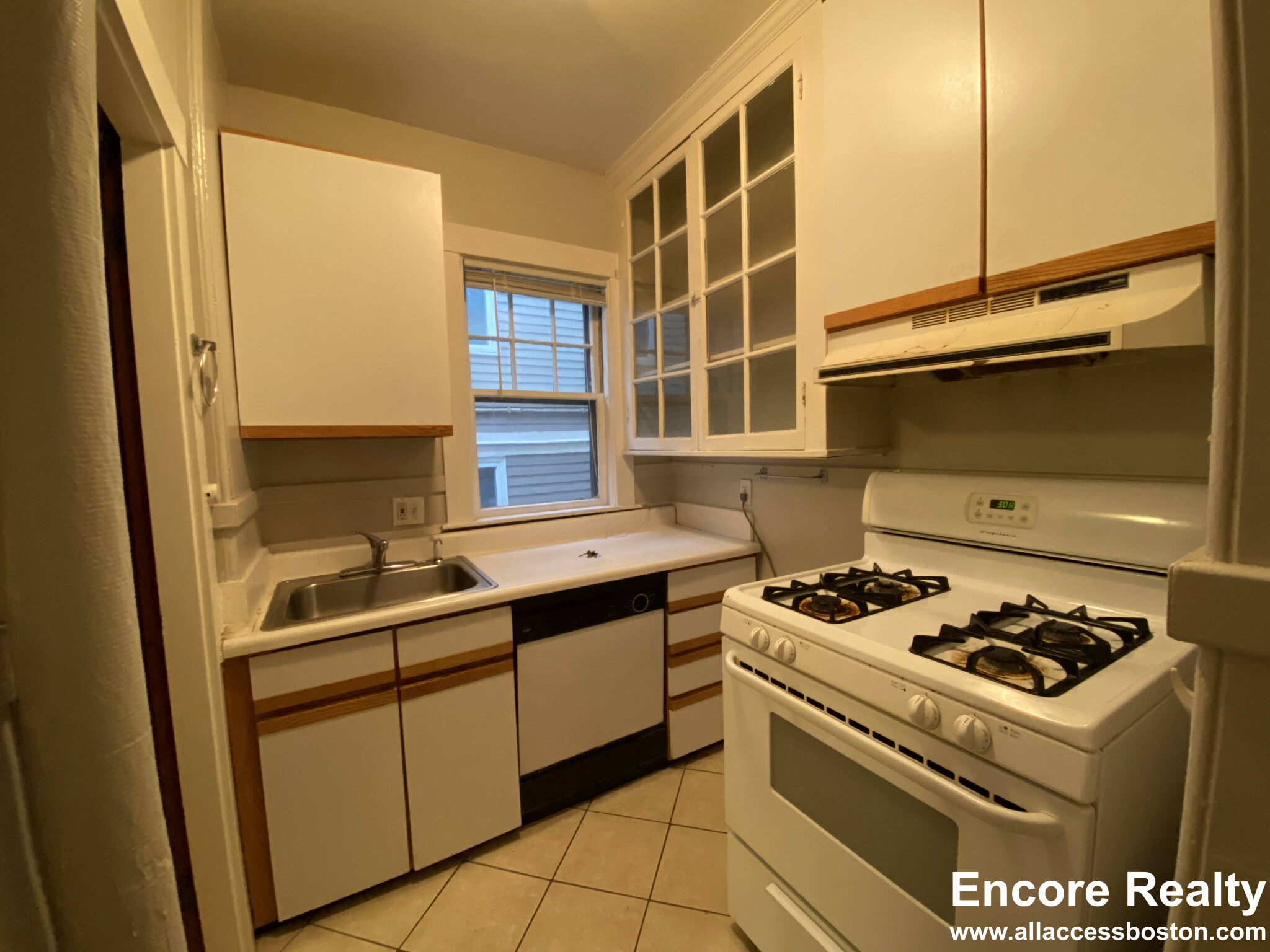 13 Story St, Harvard Square