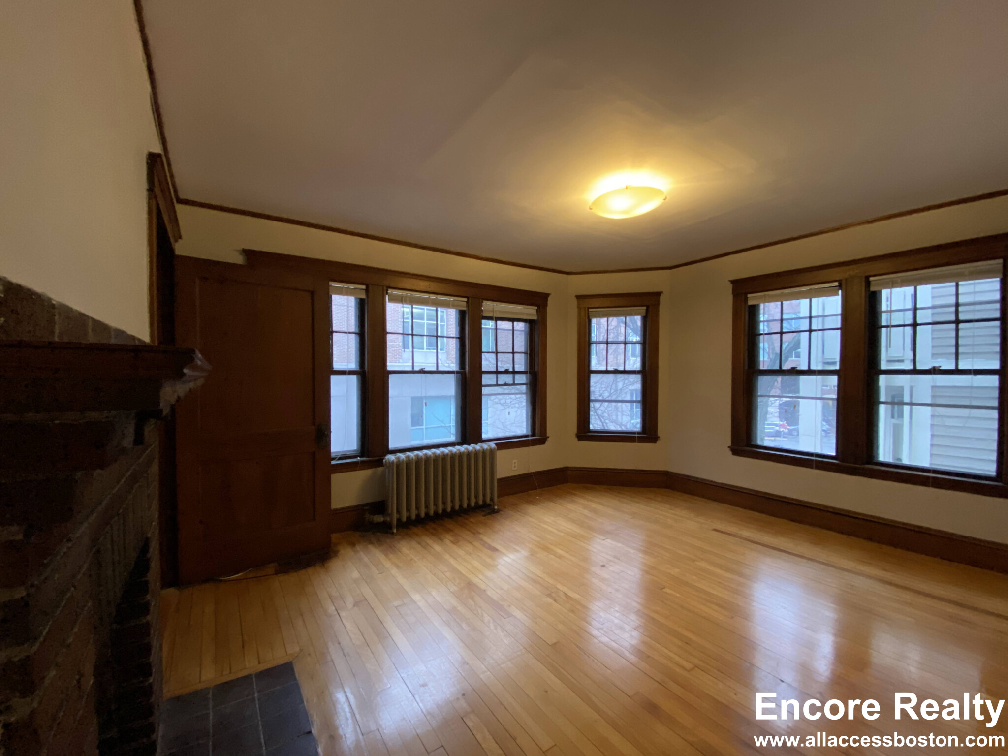 13 Story St, Harvard Square