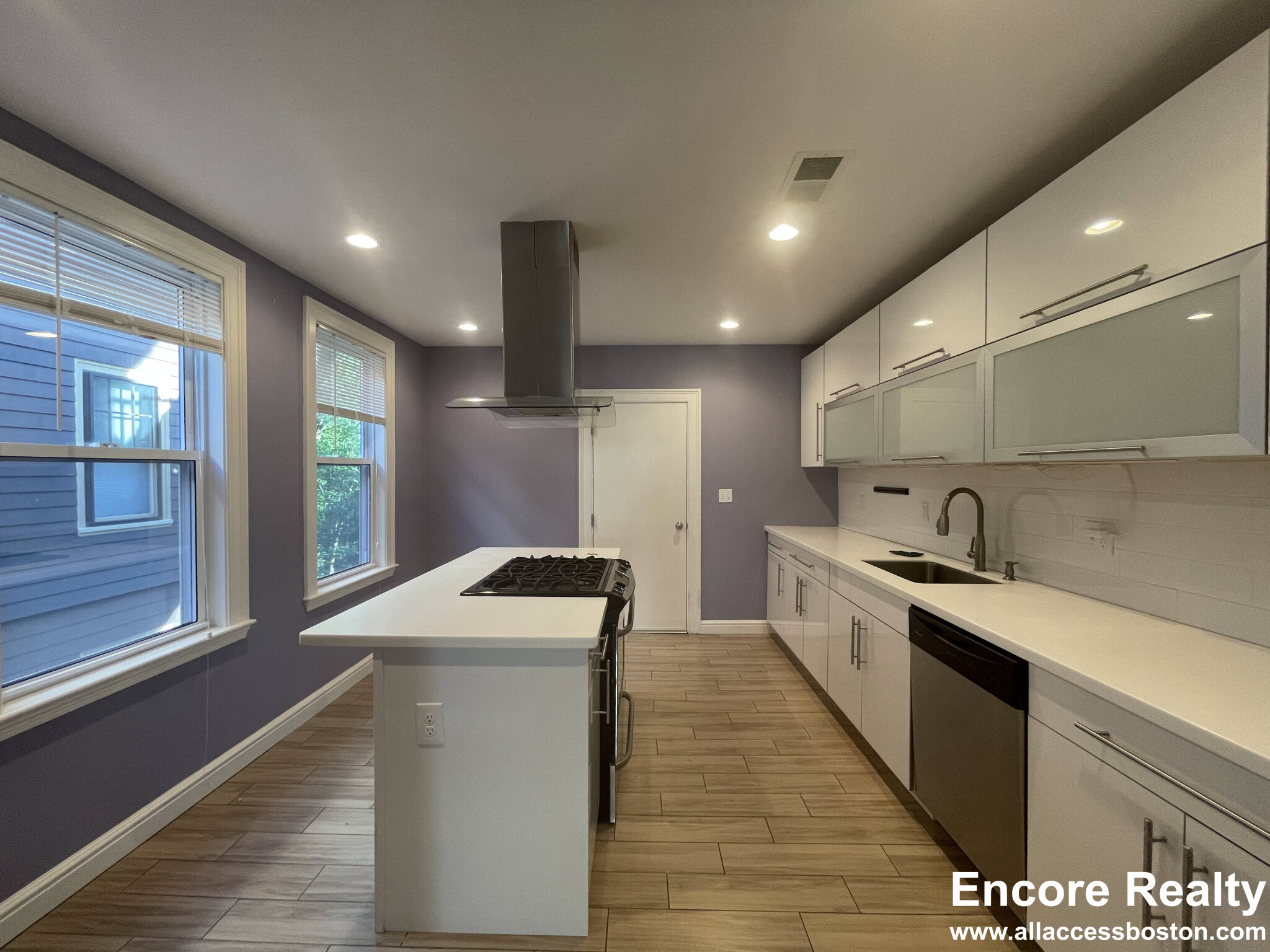 20 Marie Ave, Inman Square