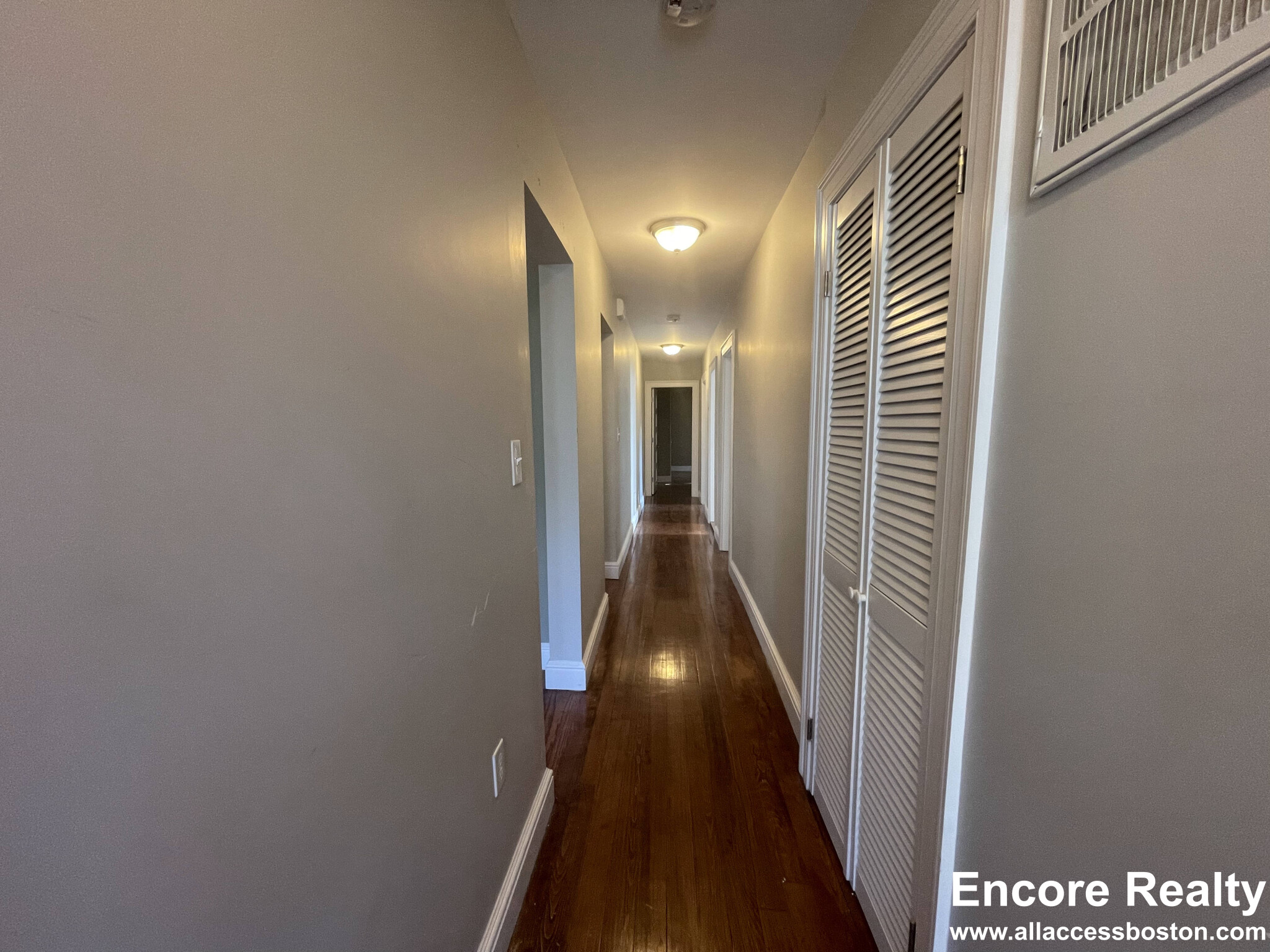 20 Marie Ave, Inman Square