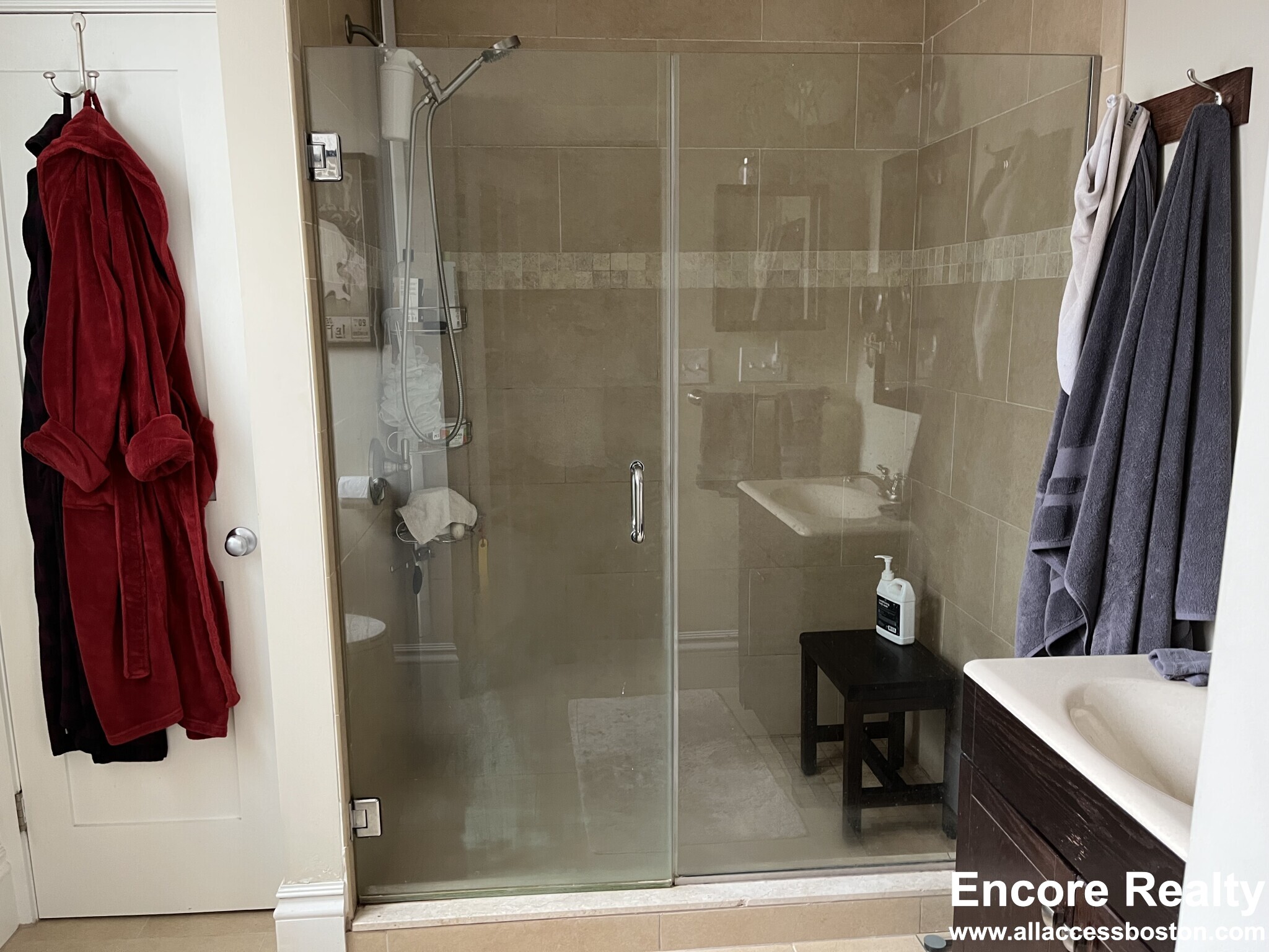 181 Harvard St, Coolidge Corner